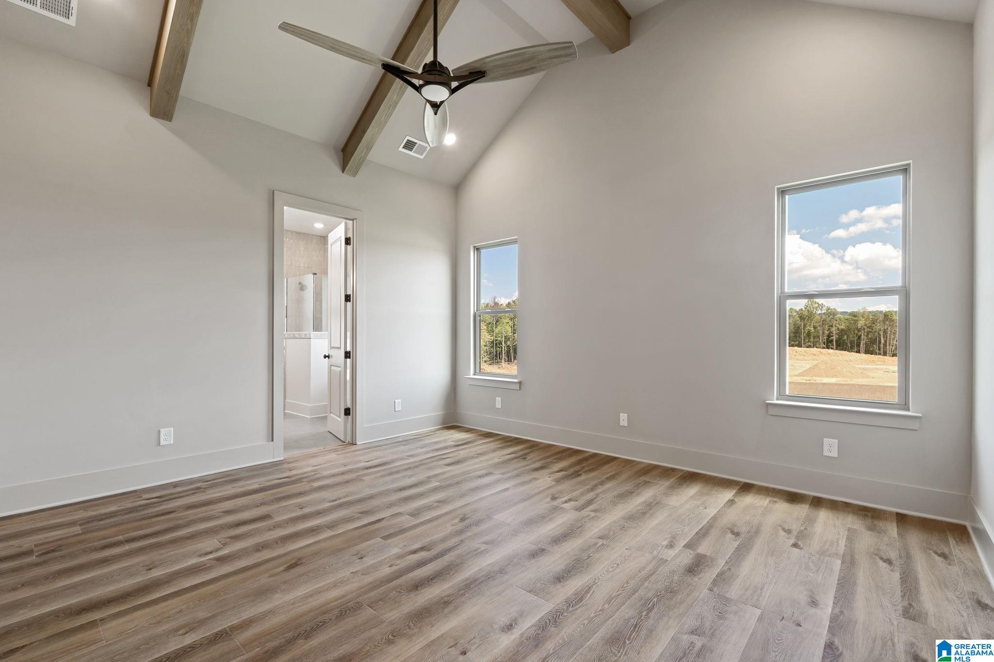 4562 LYNTON DRIVE