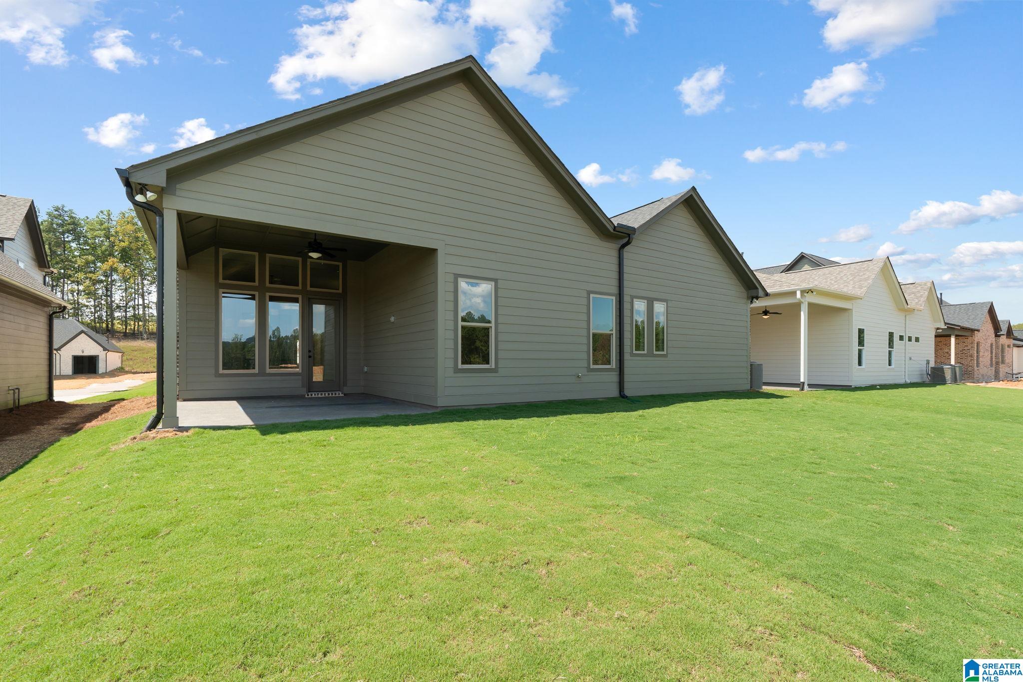 4562 LYNTON DRIVE