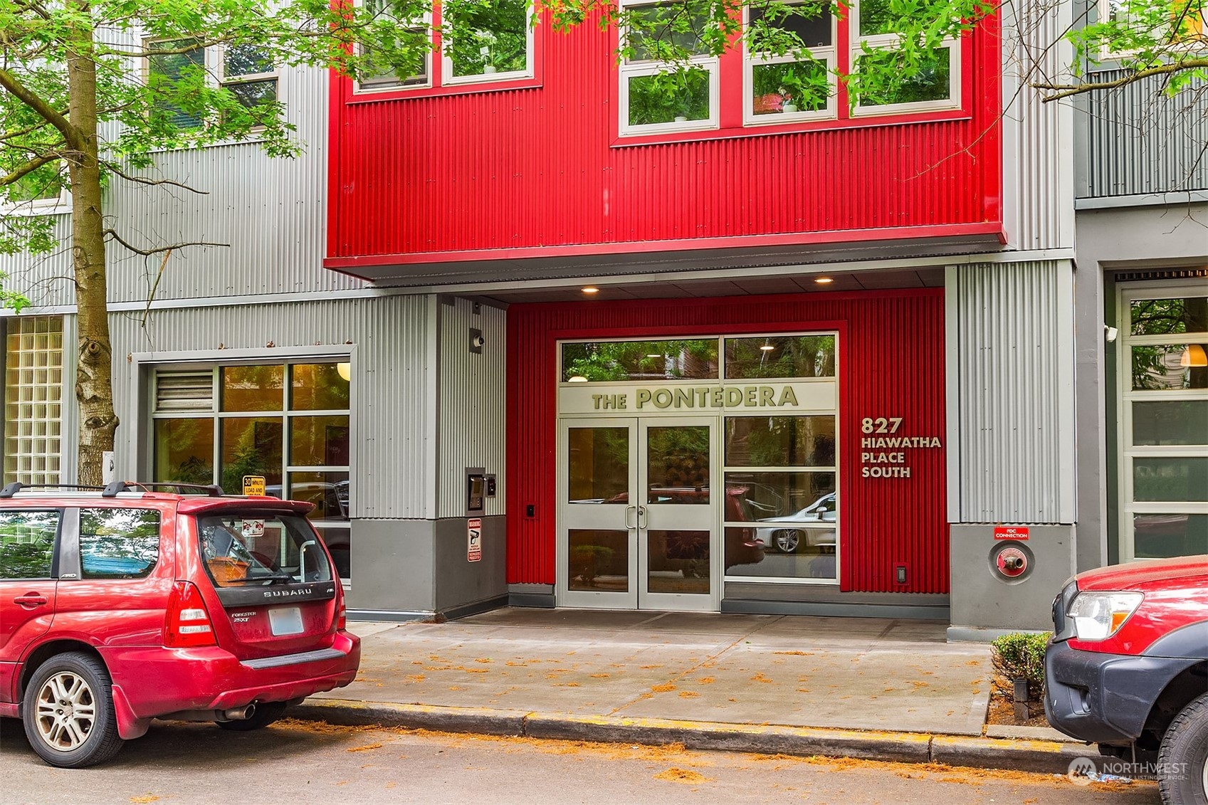 827 Hiawatha Place S Unit: 104