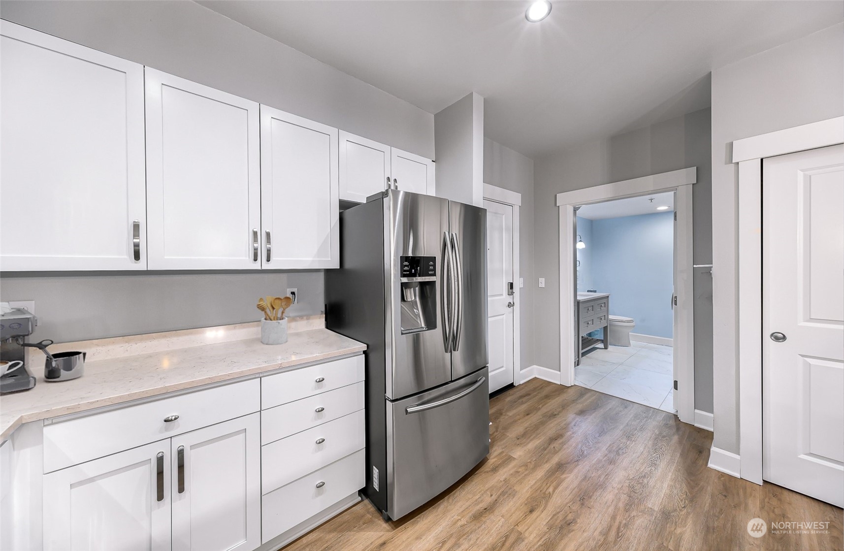 1880 25th Avenue NE Unit: N-209