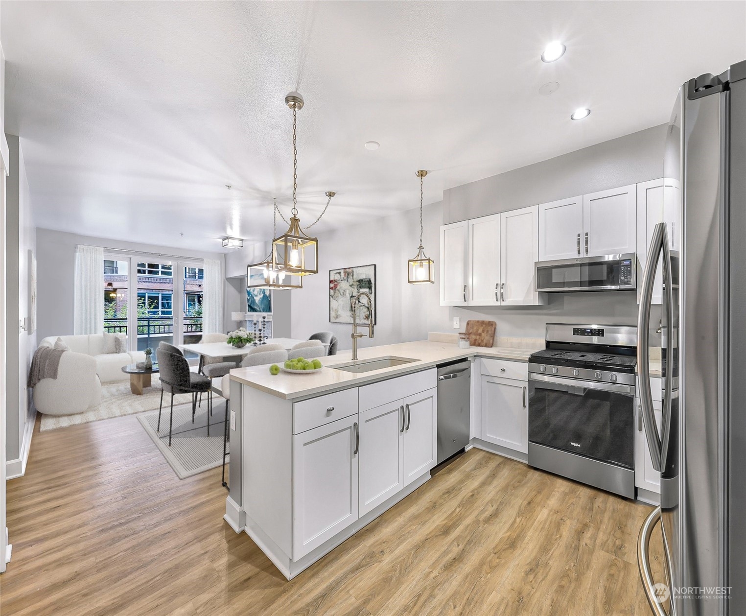 1880 25th Avenue NE Unit: N-209