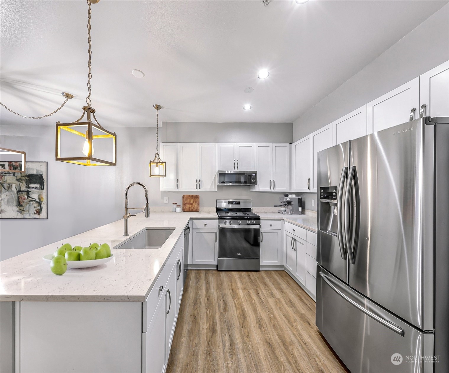 1880 25th Avenue NE Unit: N-209