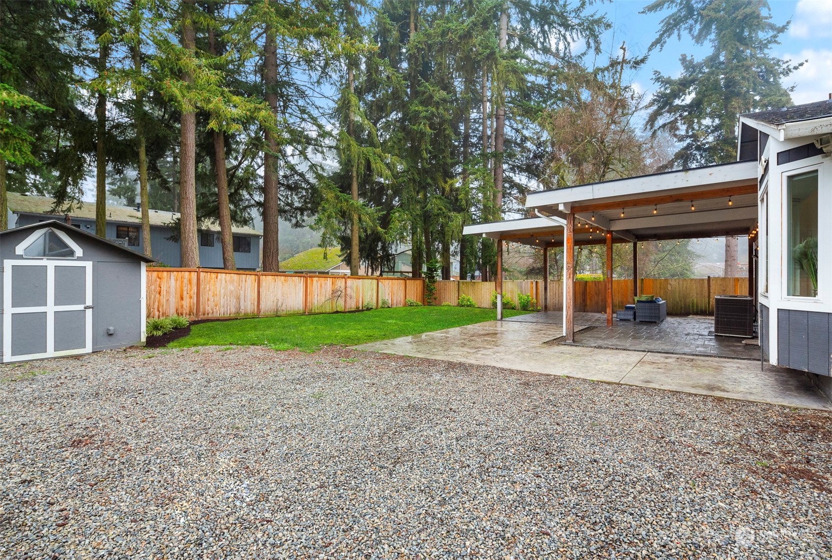 9708 164th Street E