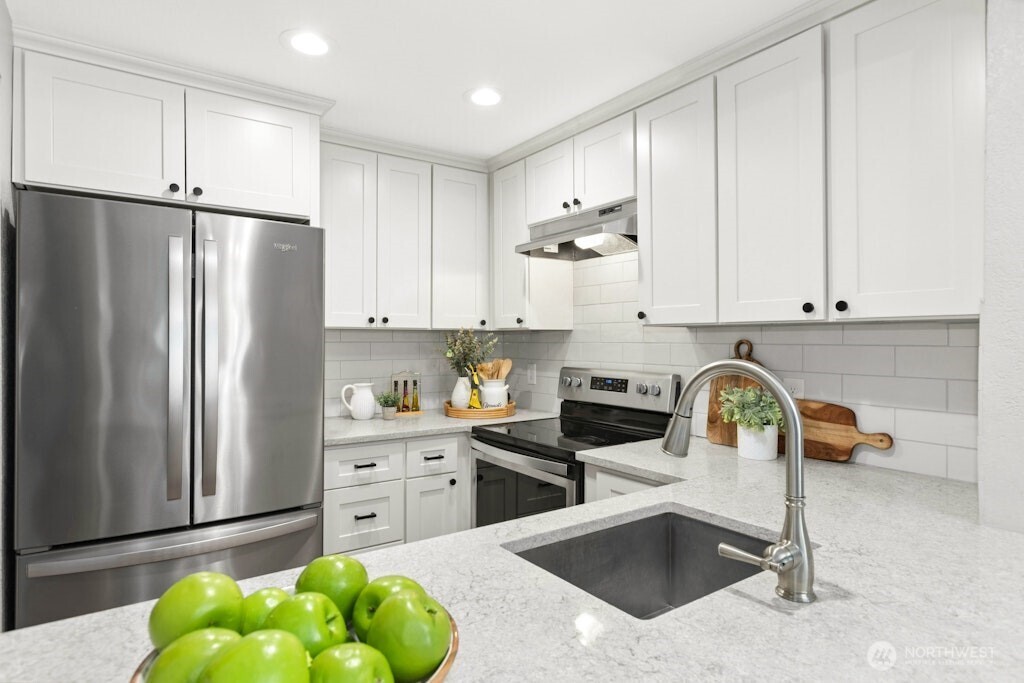 705 143rd Avenue NE Unit: A2