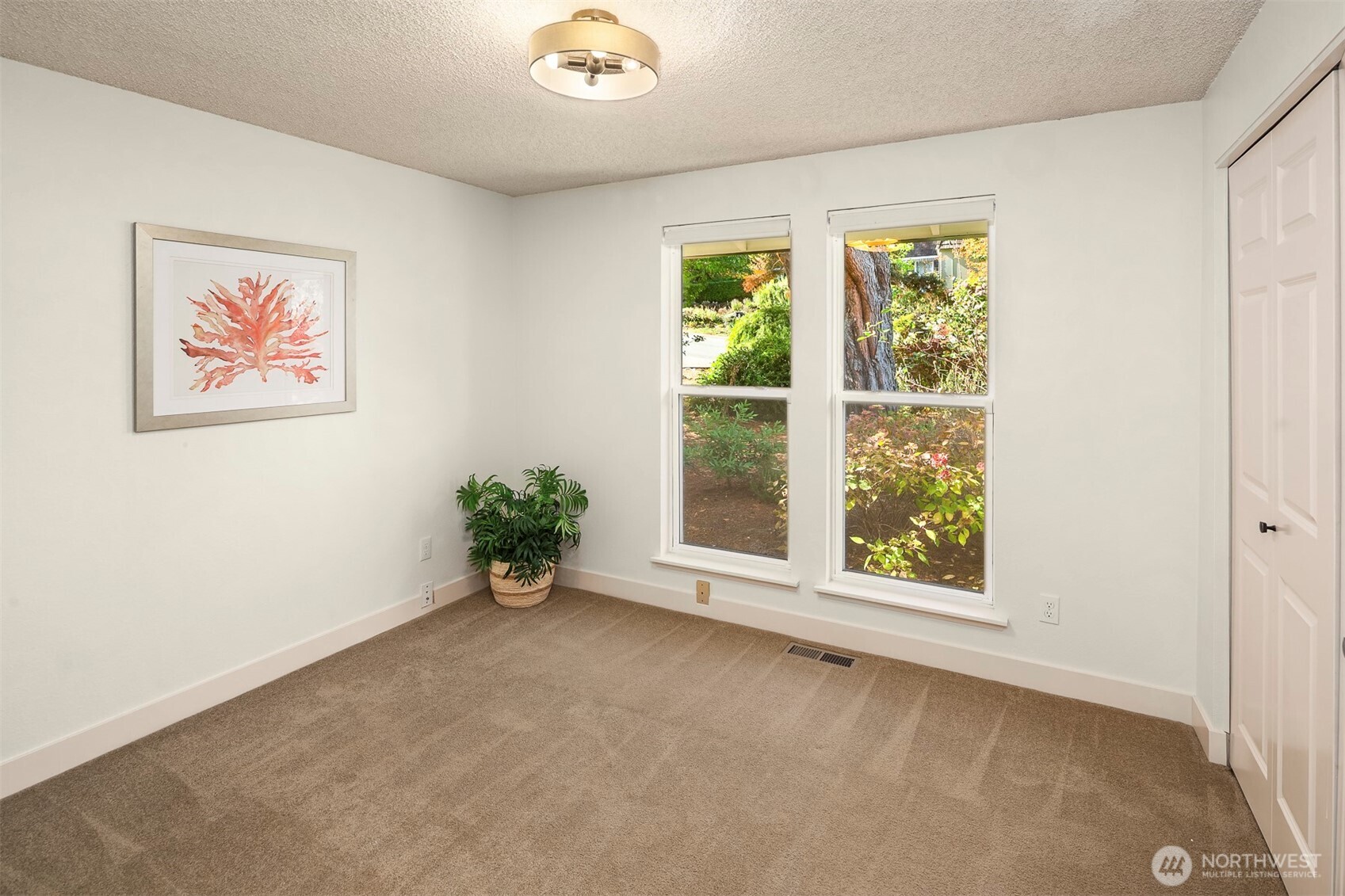 940 178th Place NE