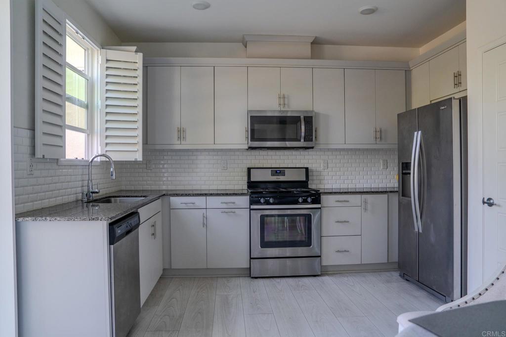 1320 Calle Sandcliff