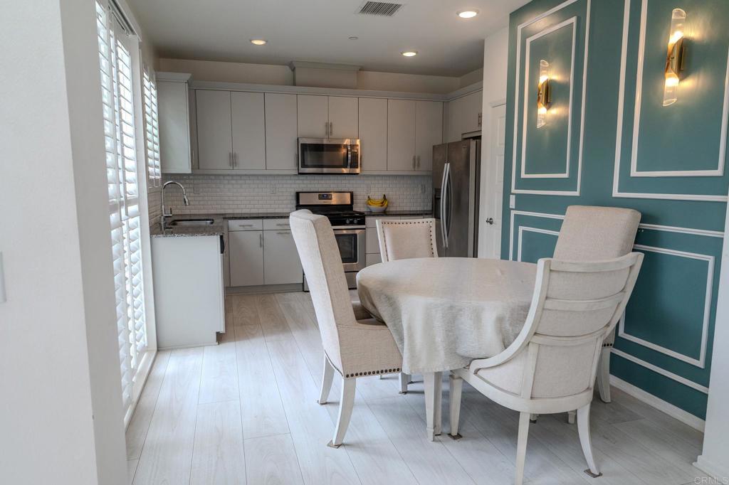 1320 Calle Sandcliff