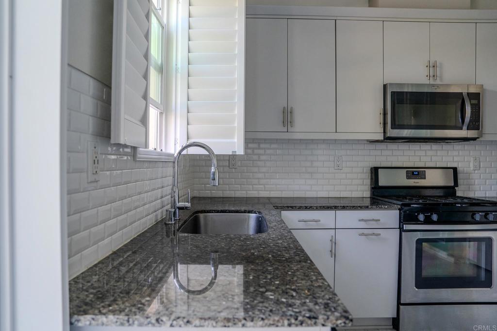 1320 Calle Sandcliff