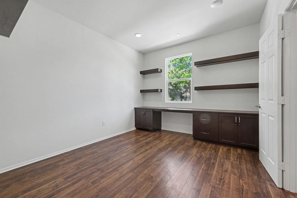 1320 Calle Sandcliff 42