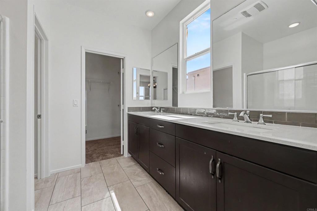 1320 Calle Sandcliff 42