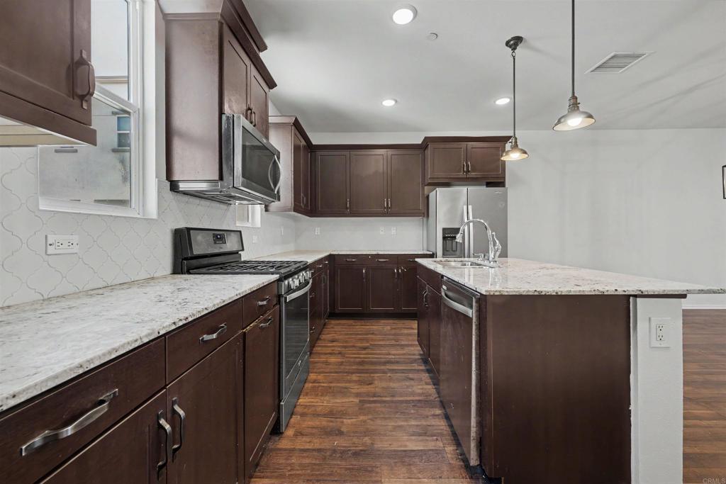 1320 Calle Sandcliff 42