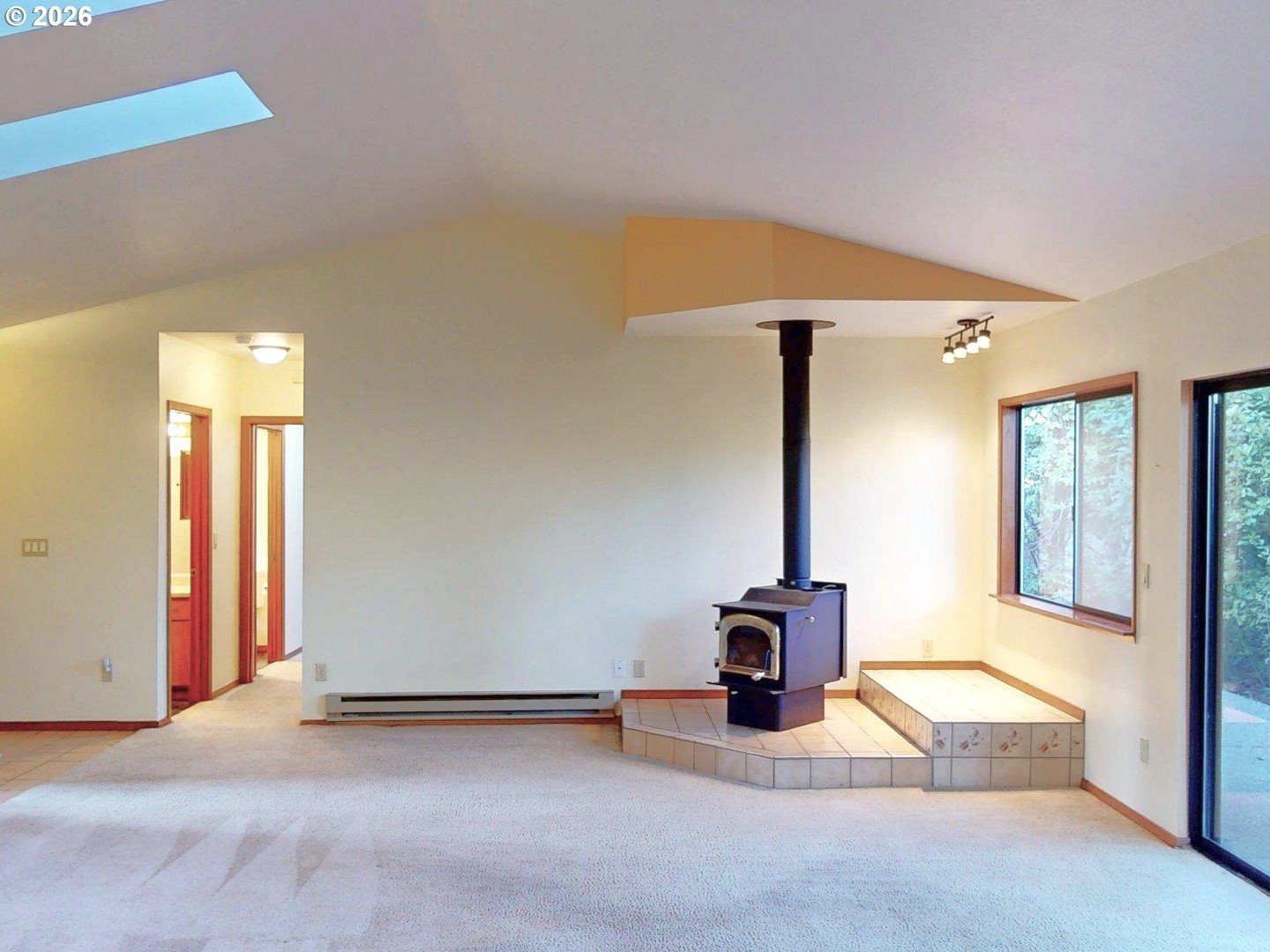 1733 ARCH LN