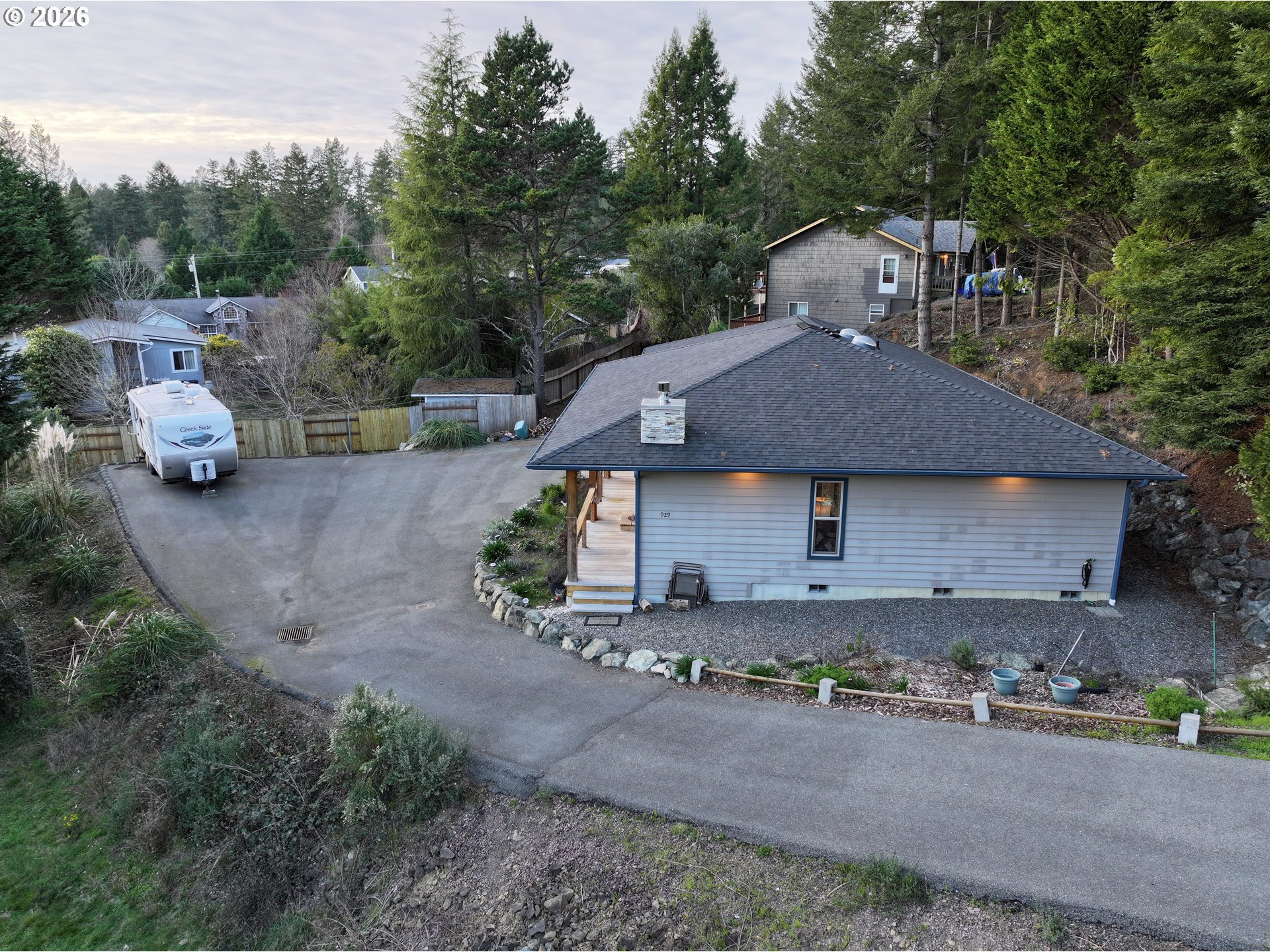 929 OLD COUNTY RD