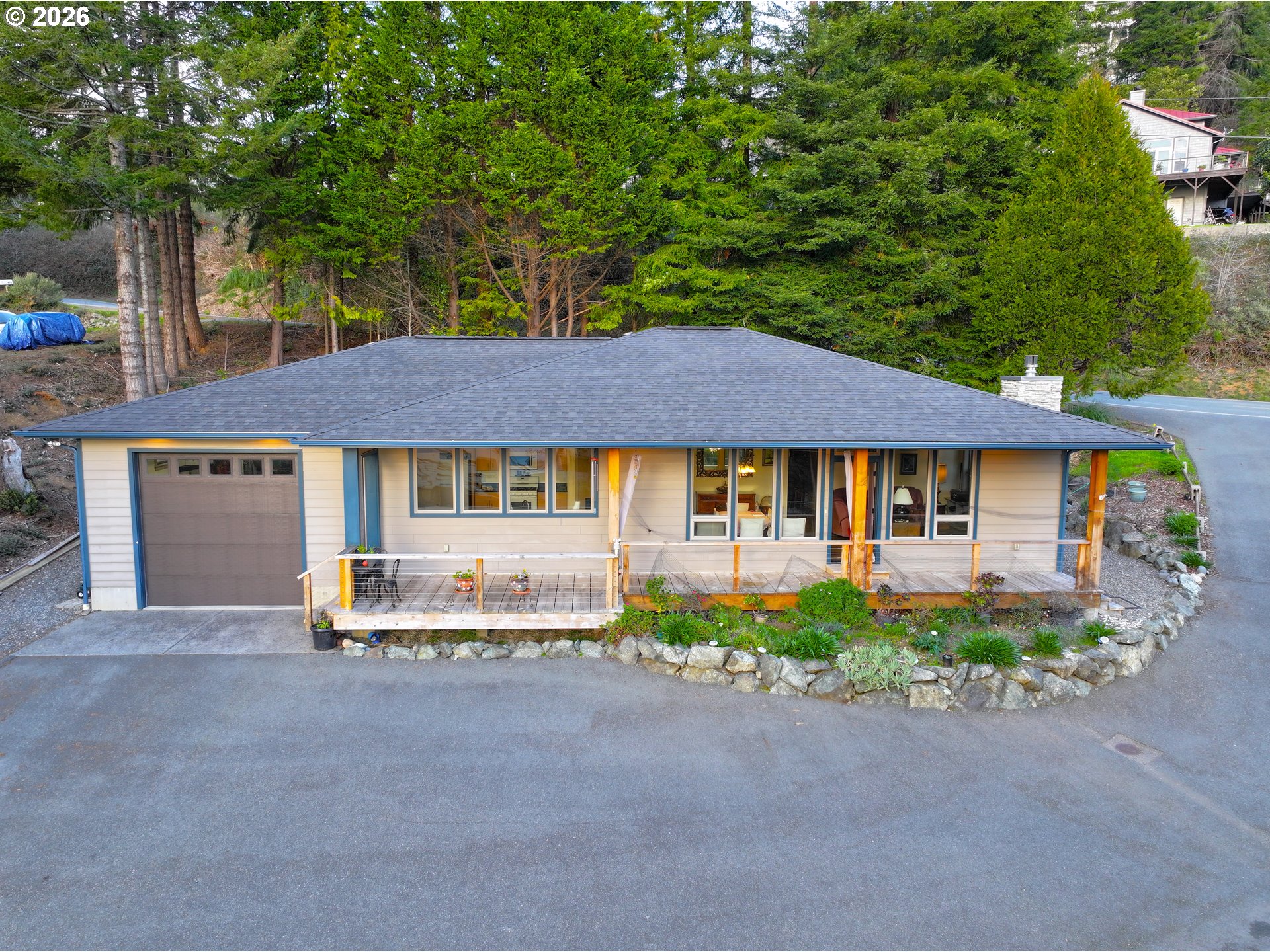 929 OLD COUNTY RD