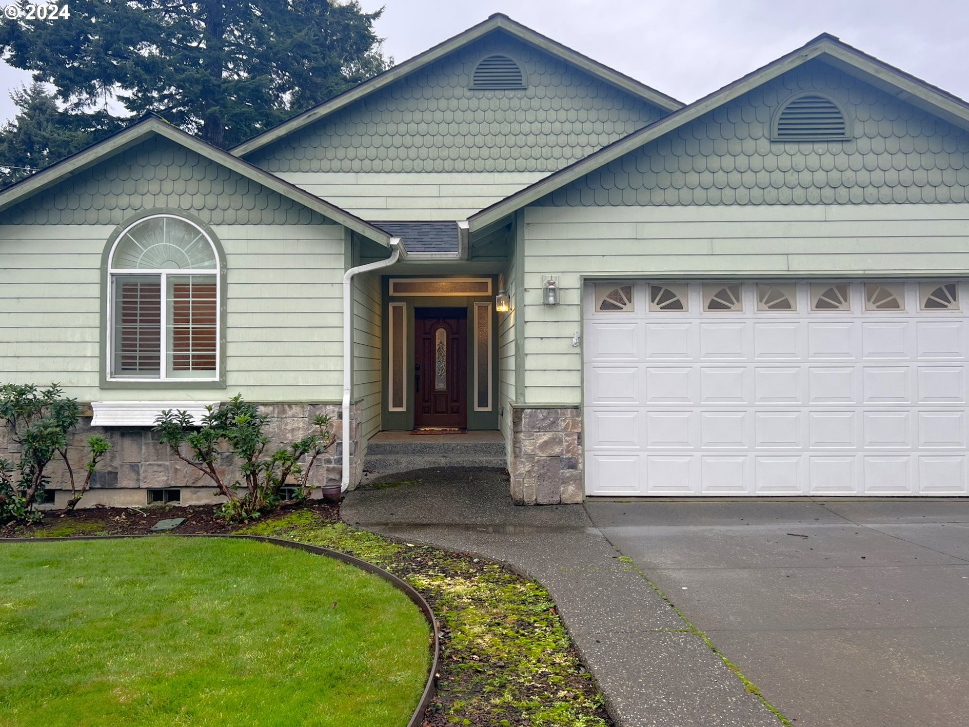 6930 OAKWOOD CT