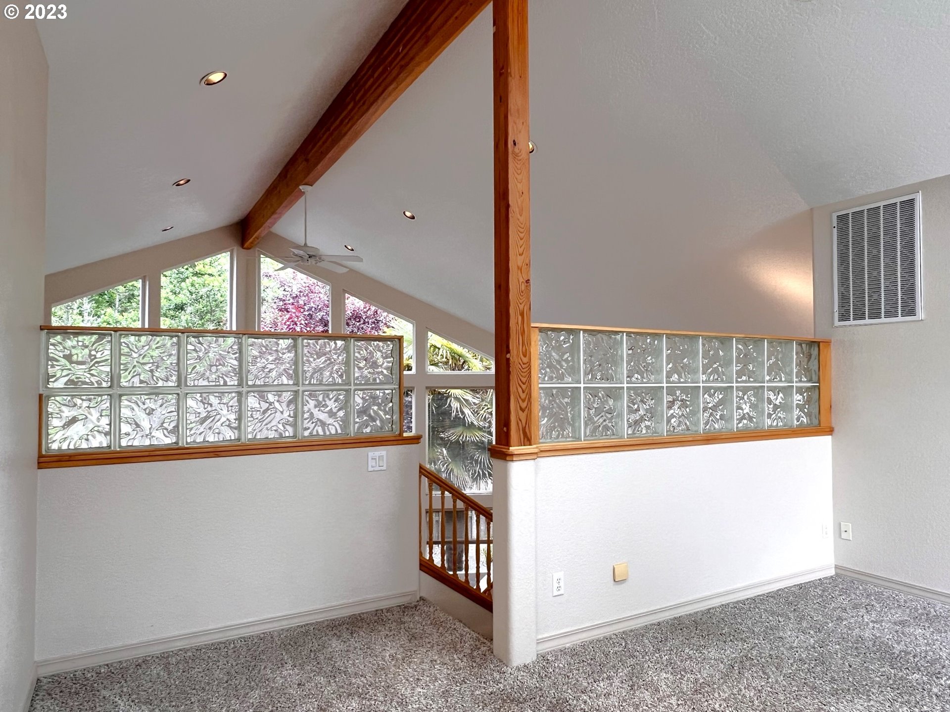 332 MILL BEACH RD