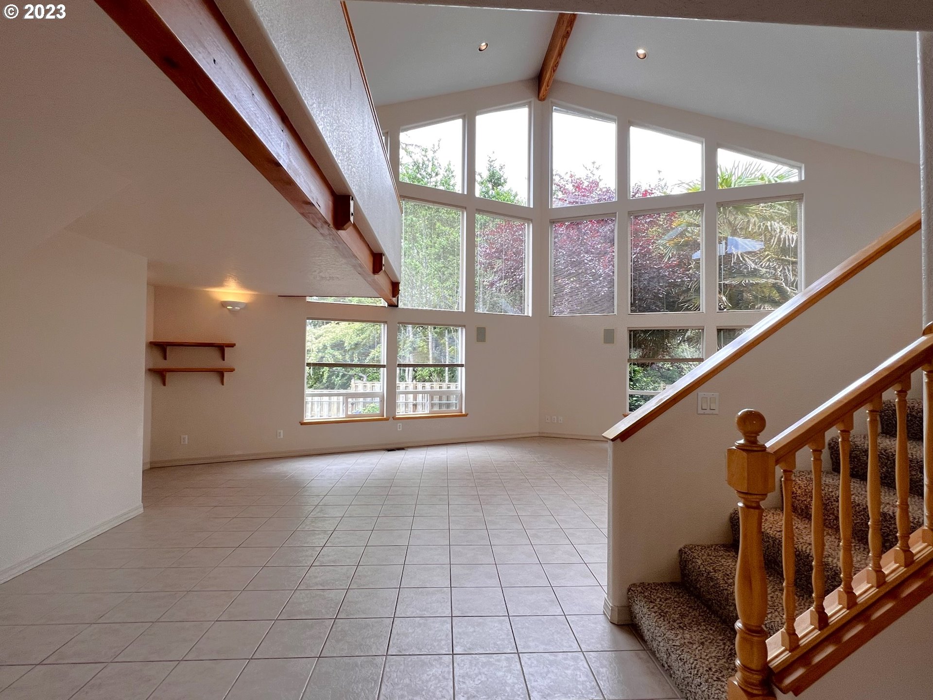 332 MILL BEACH RD