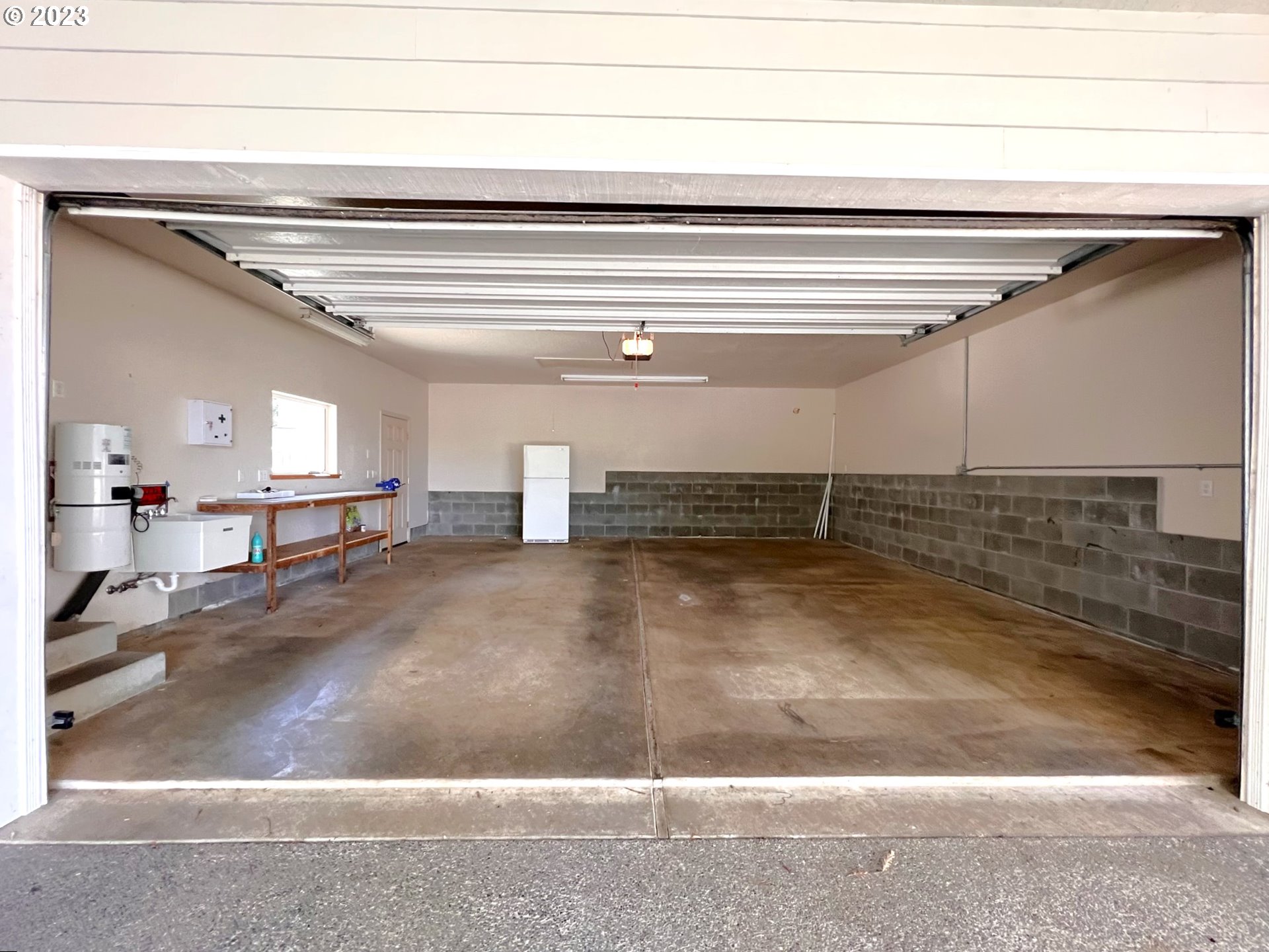 332 MILL BEACH RD