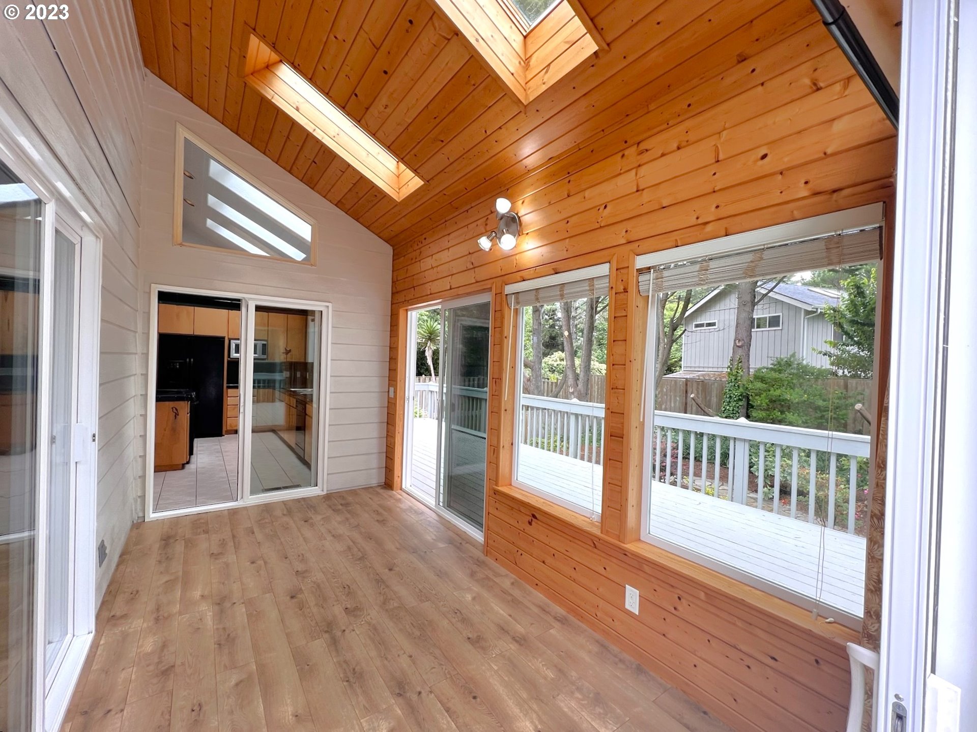 332 MILL BEACH RD