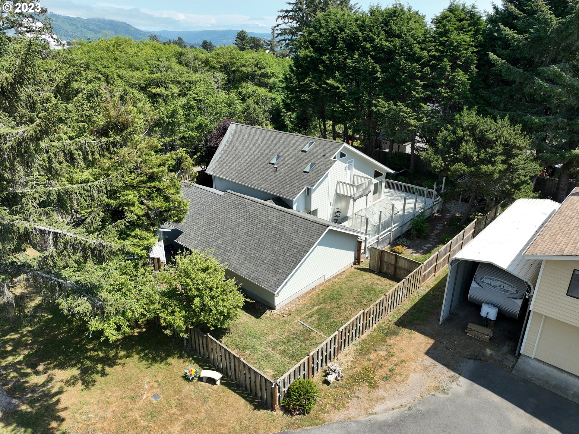 332 MILL BEACH RD