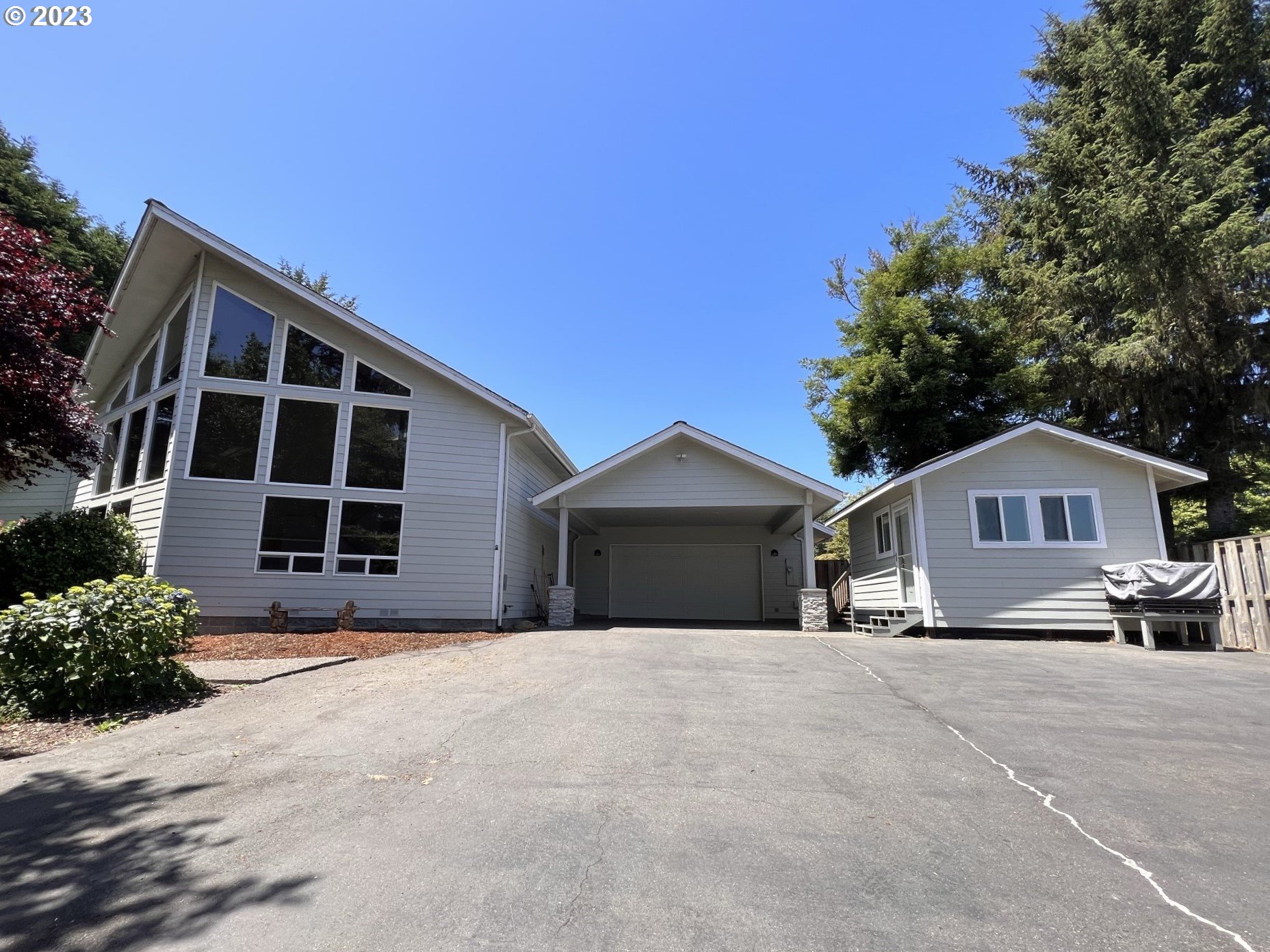 332 MILL BEACH RD