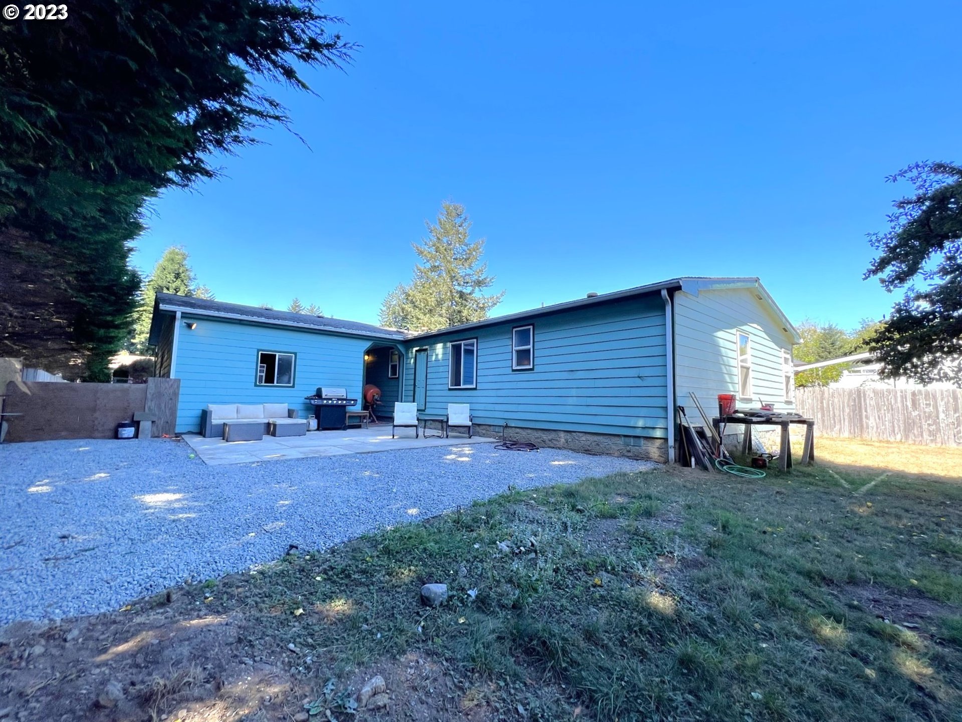 823 RANSOM AVE