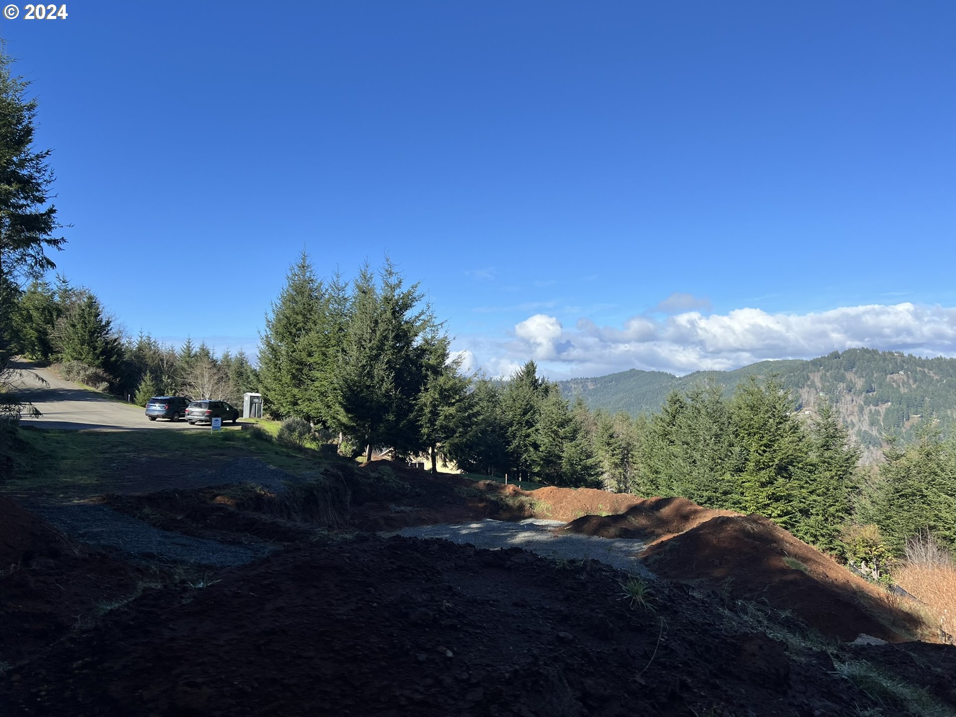 98215 Sunforest CT 14
