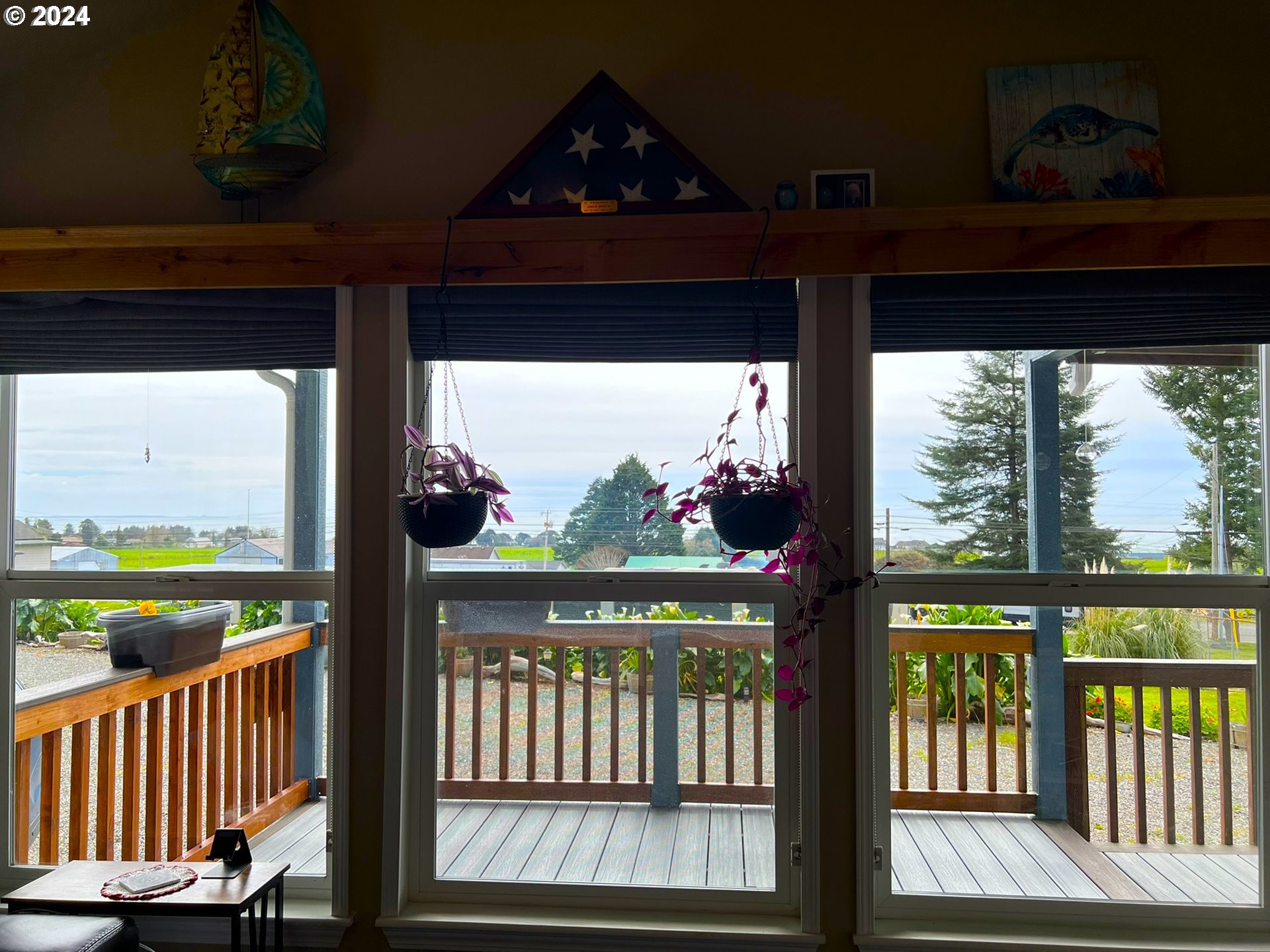 15549 Highway 101 S