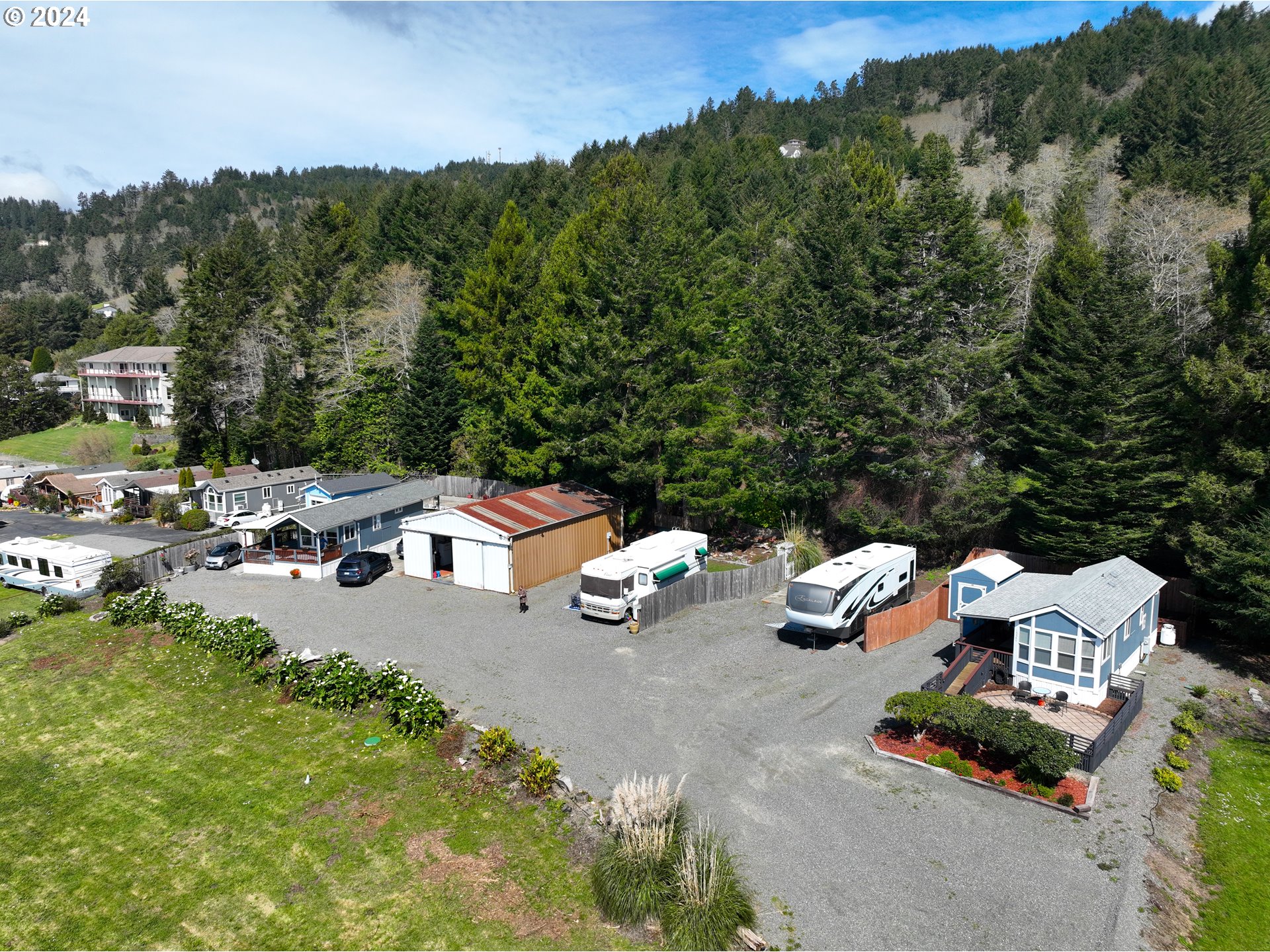 15549 Highway 101 S