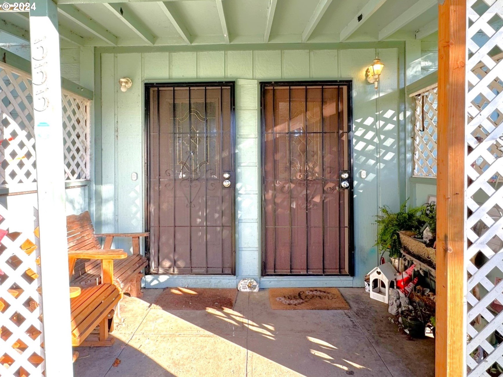 333 SPRUCE DR