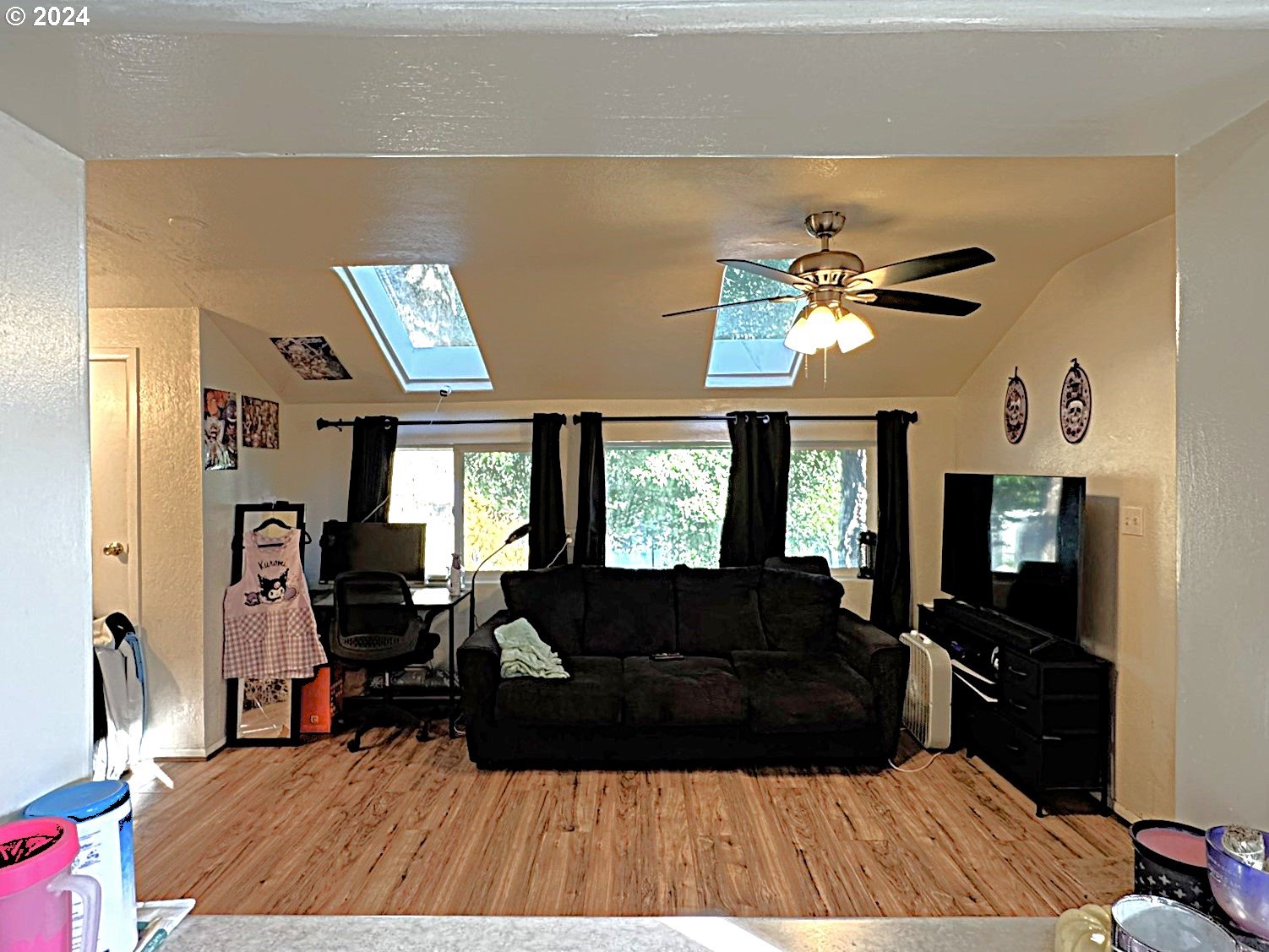 333 SPRUCE DR