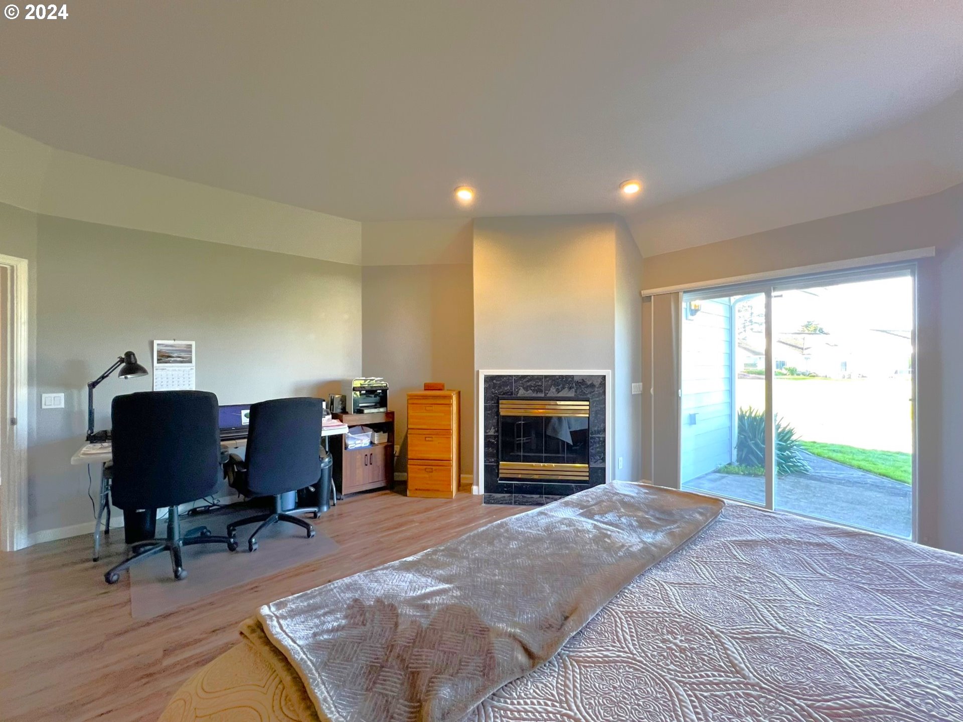 216 SCHOONER BAY DR