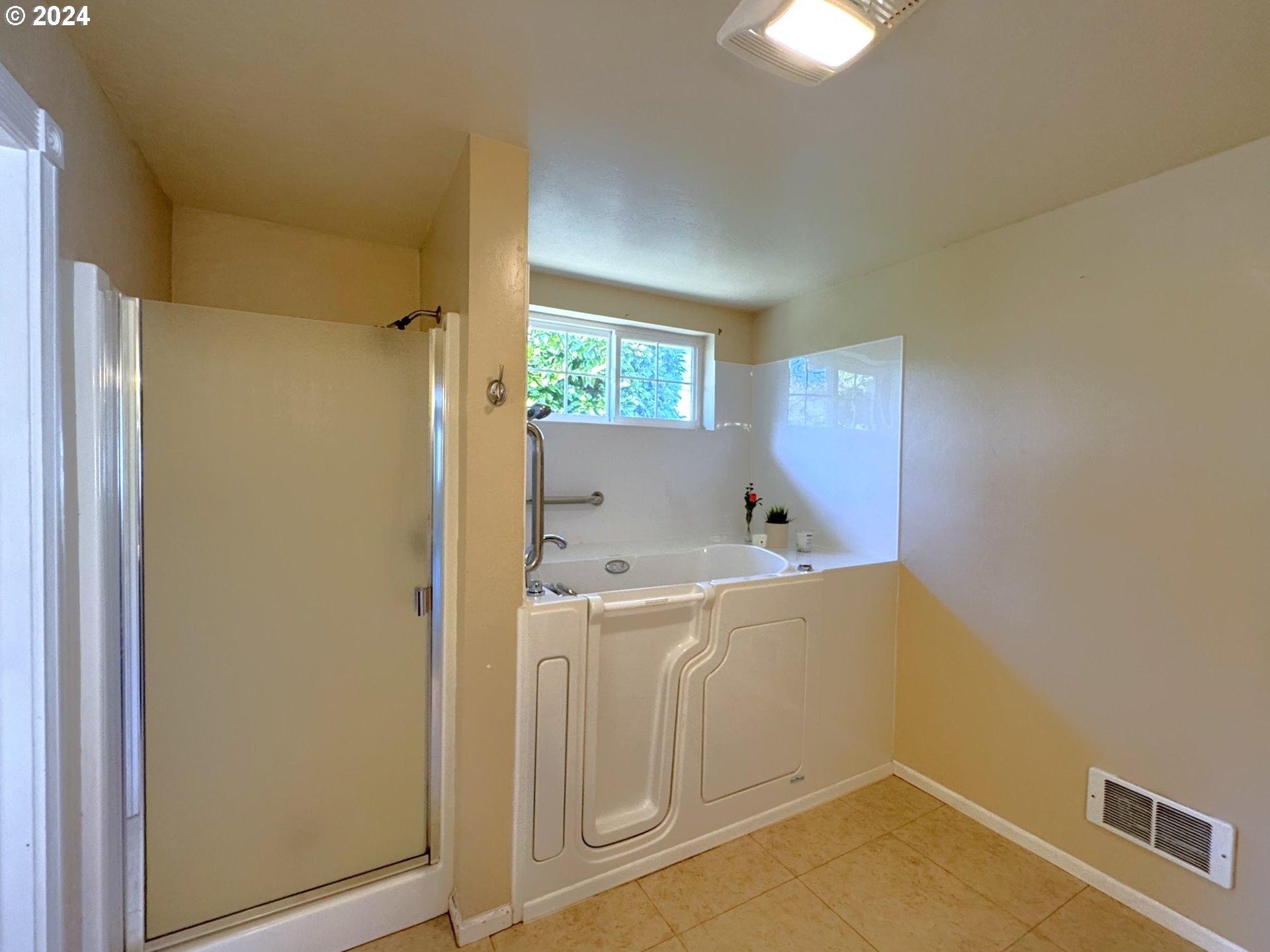 304 OXFORD ST