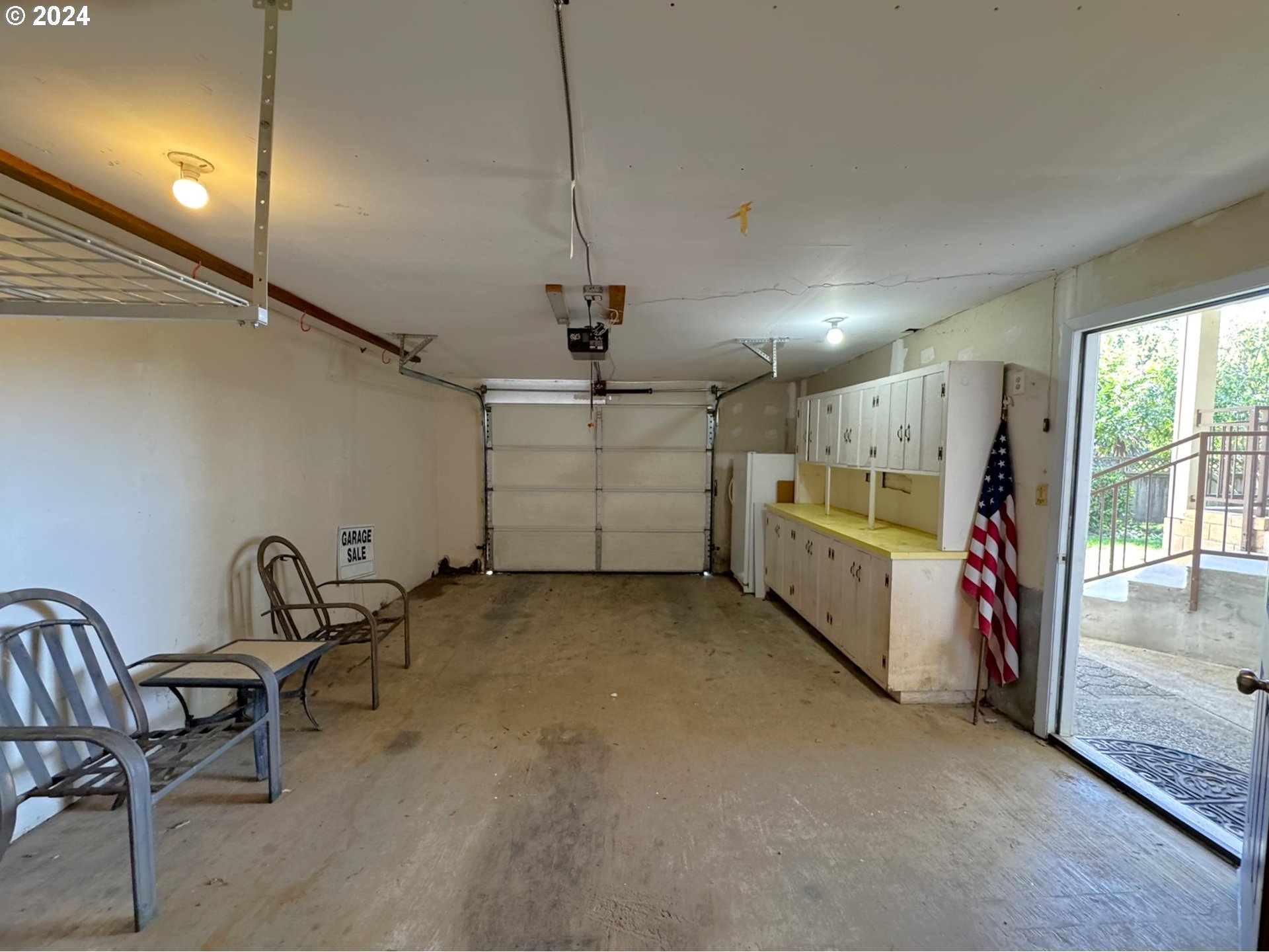 304 OXFORD ST