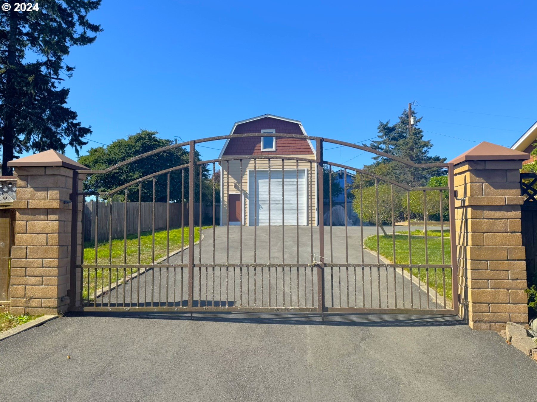 304 OXFORD ST