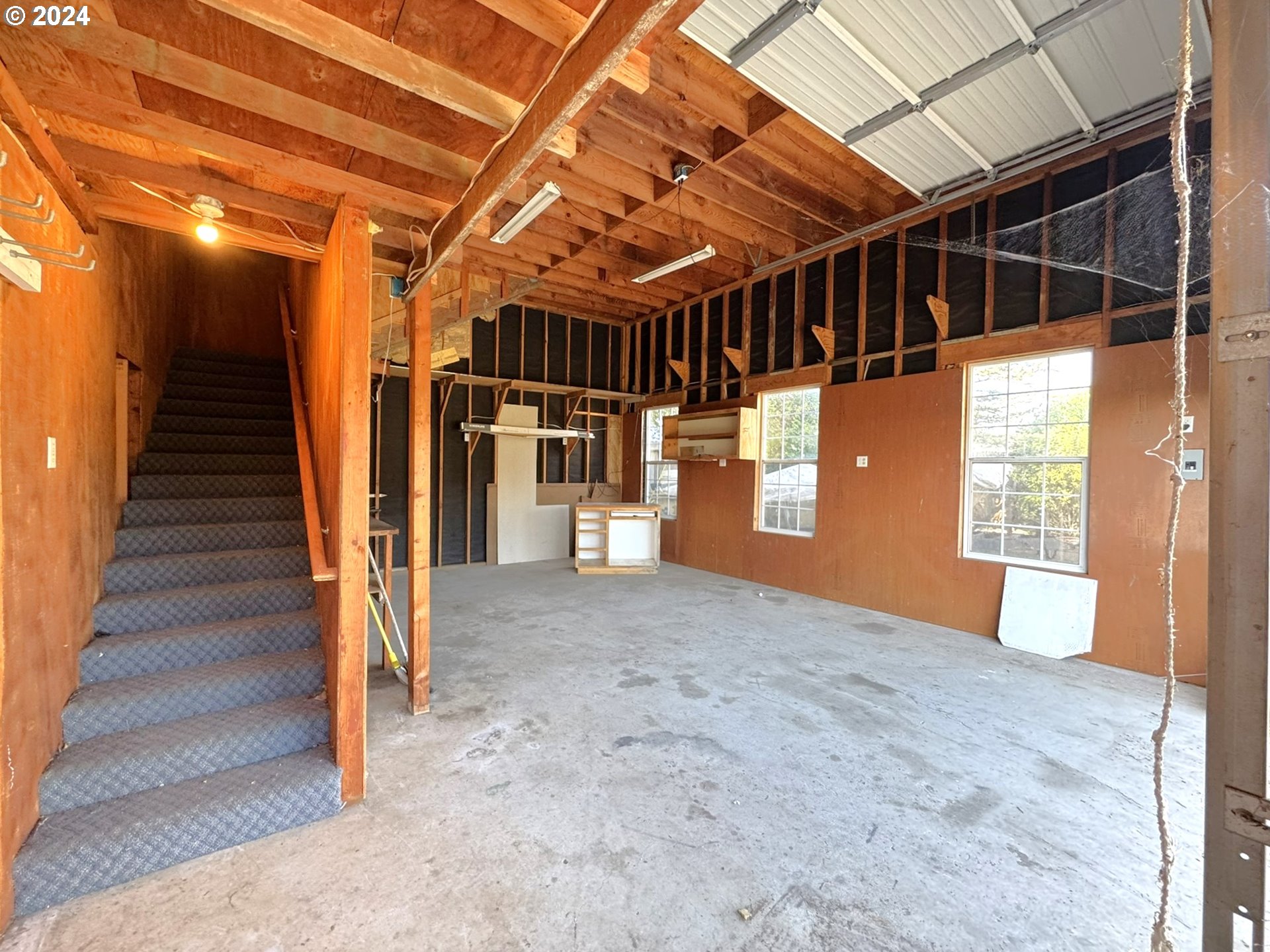 304 OXFORD ST