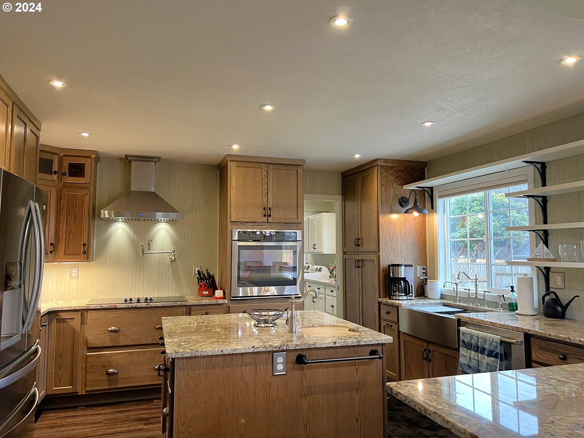 14696 ITZEN DR