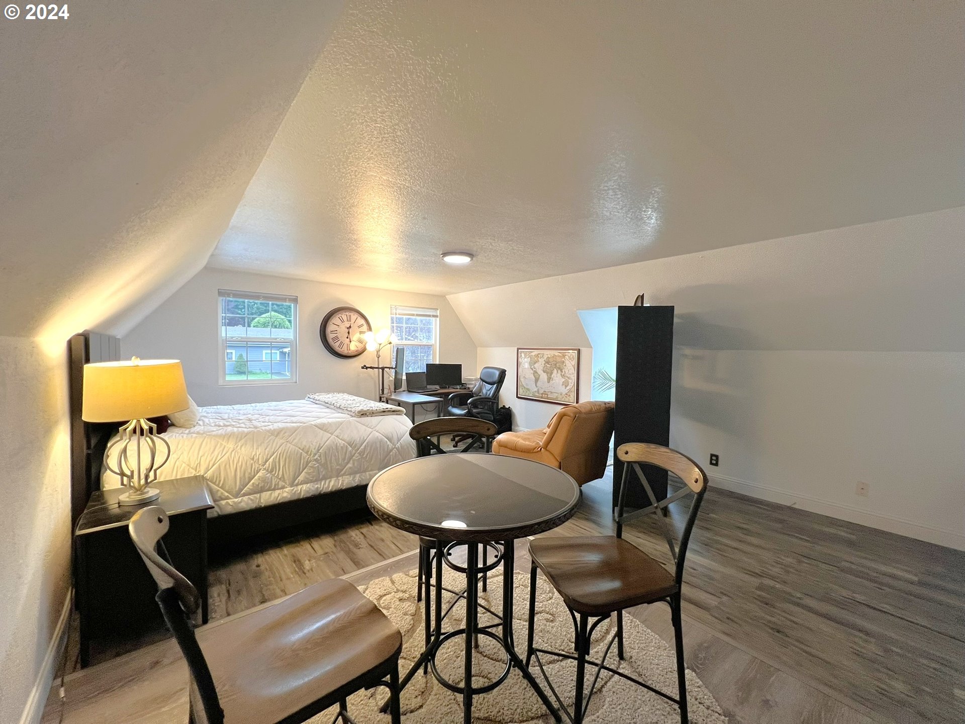 14696 ITZEN DR