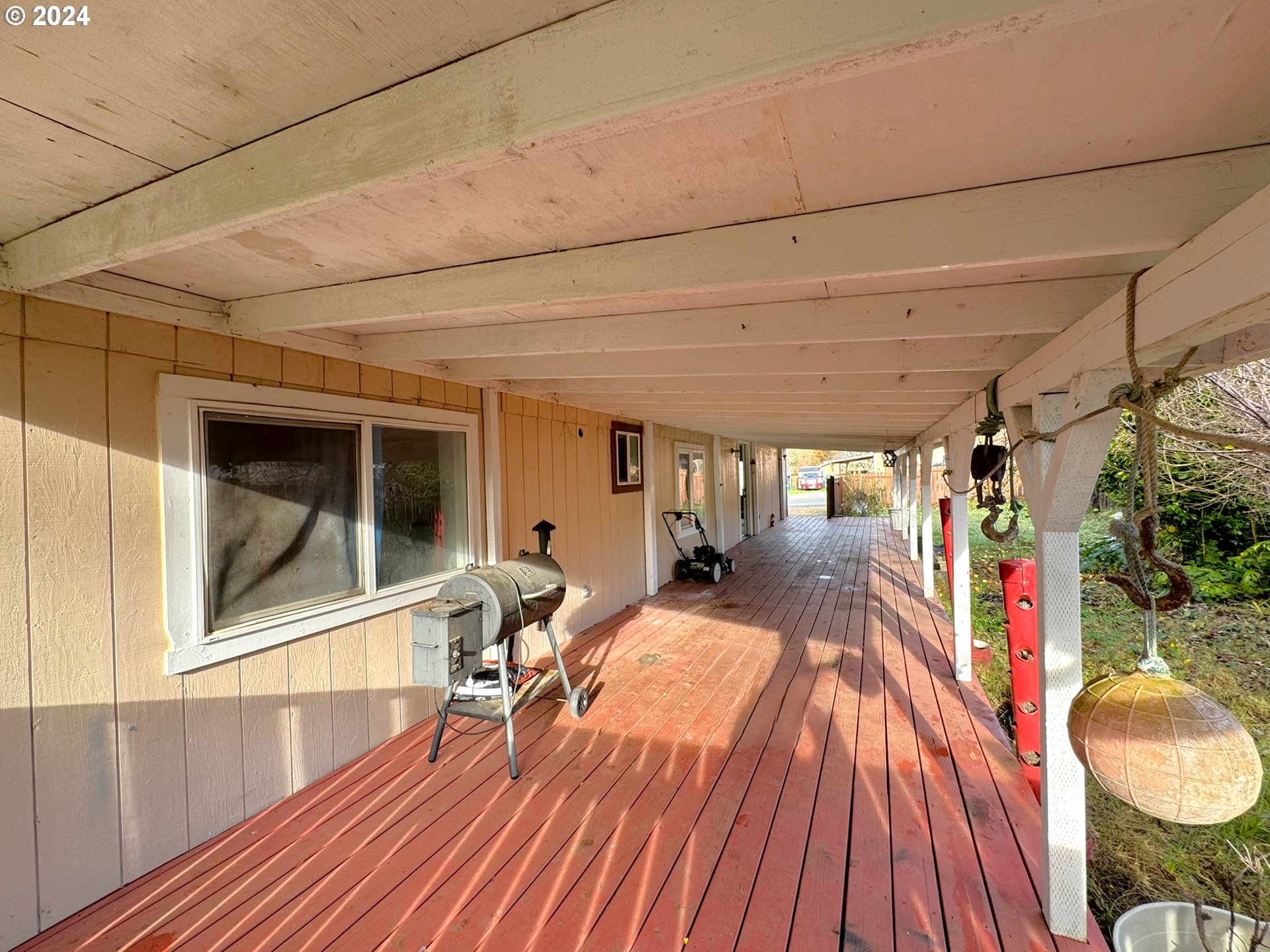 16391 HIGHWAY 101 3