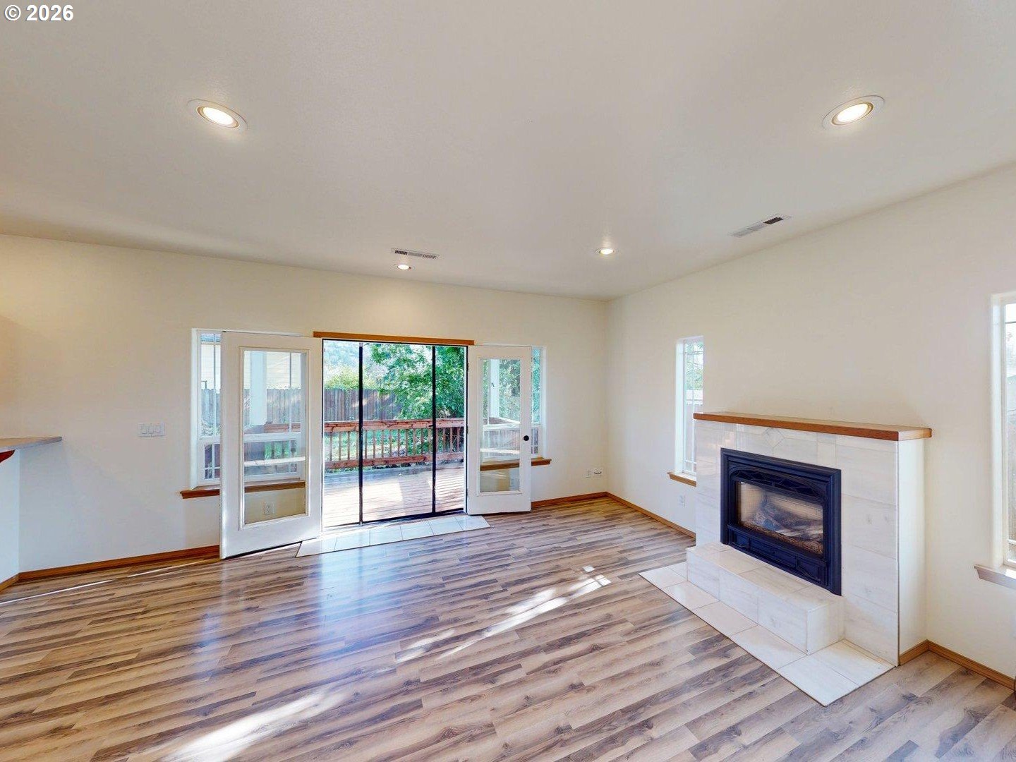 518 ROSICHELLI DR