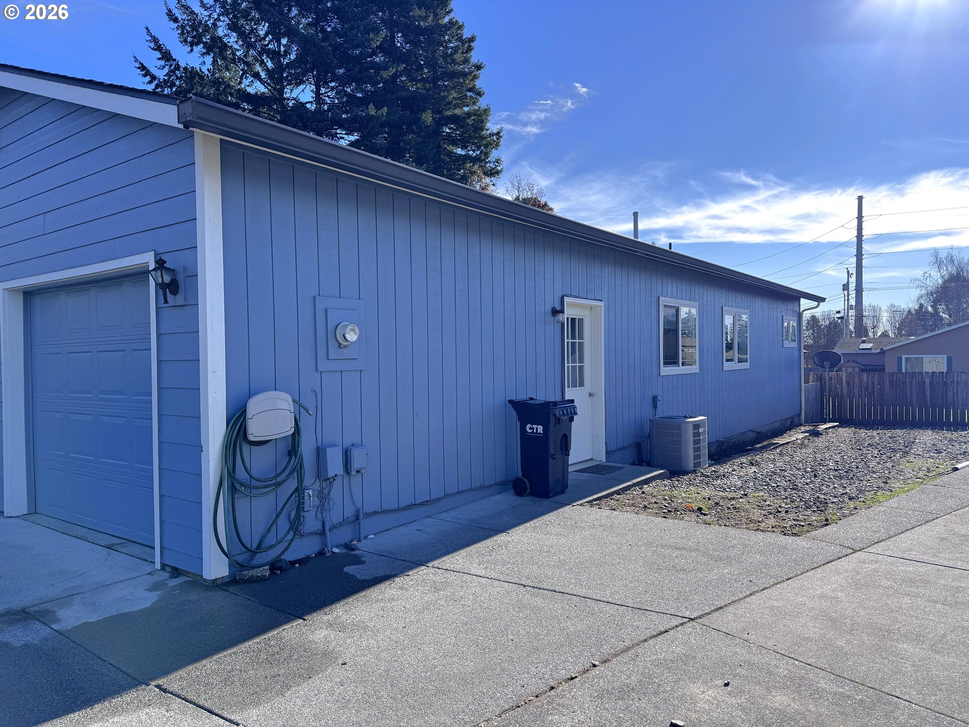 518 ROSICHELLI DR