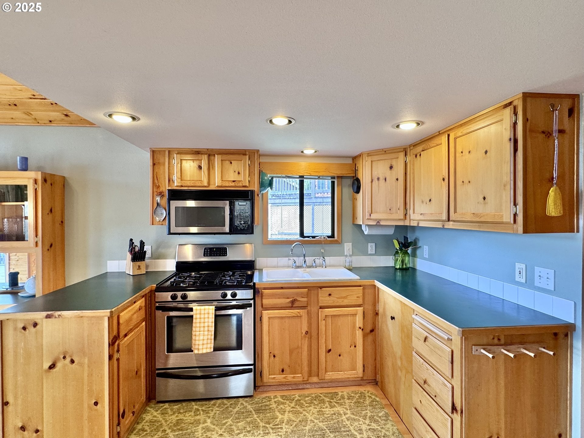 19921 WHALESHEAD RD U9