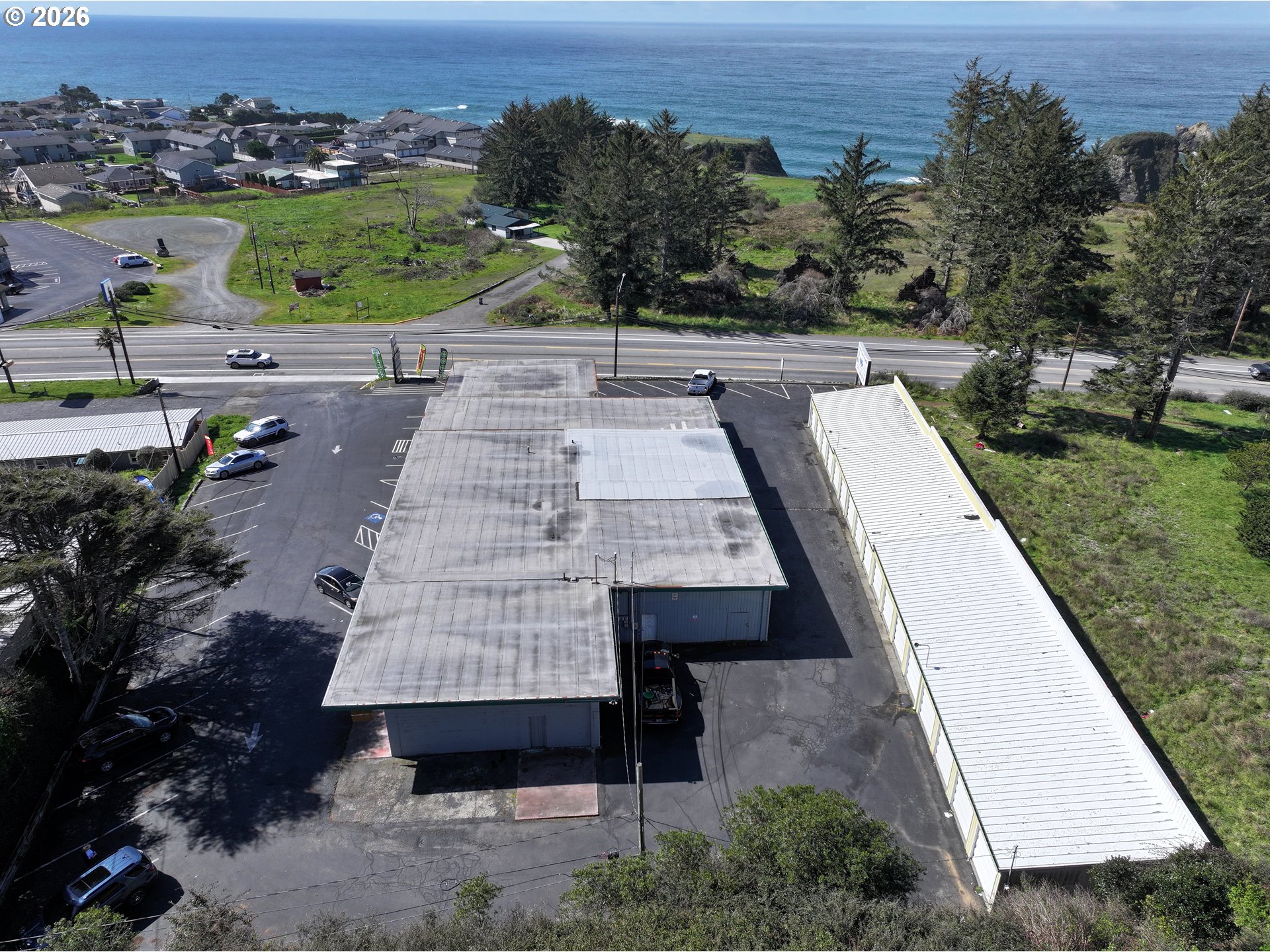 1240 CHETCO AVE