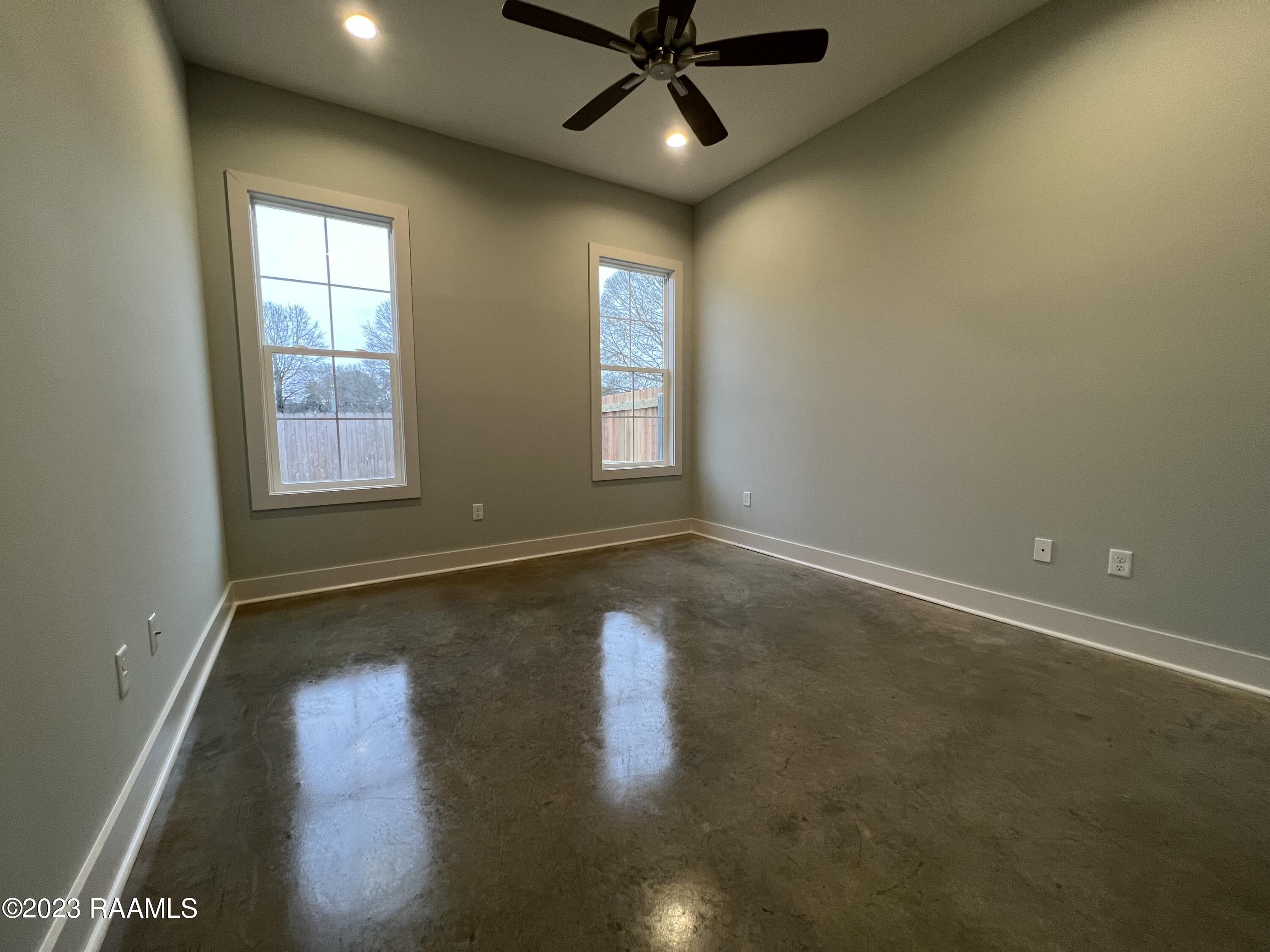 102 Satsuma Drive