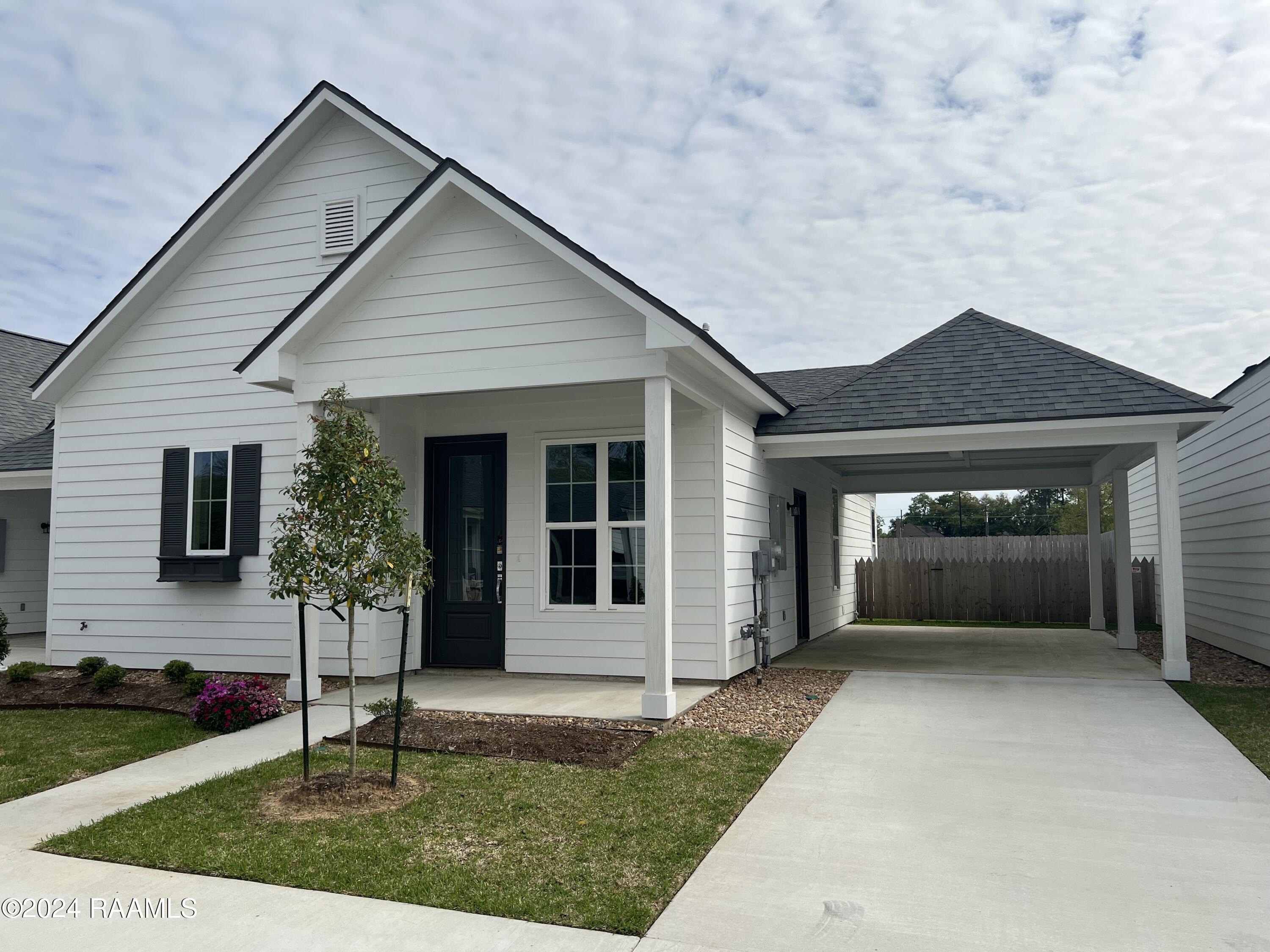103 Satsuma Drive