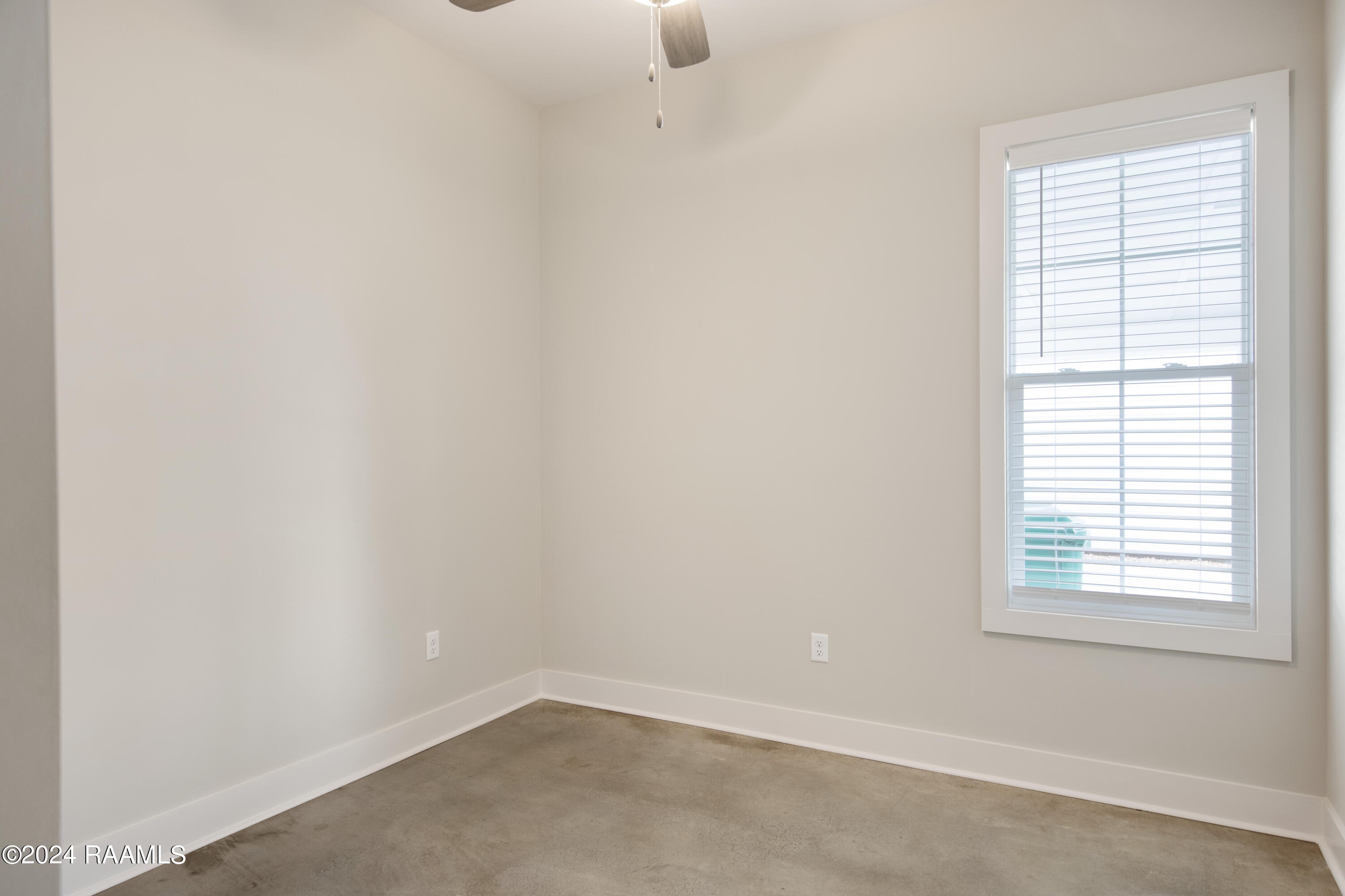 104 Fleet Way
