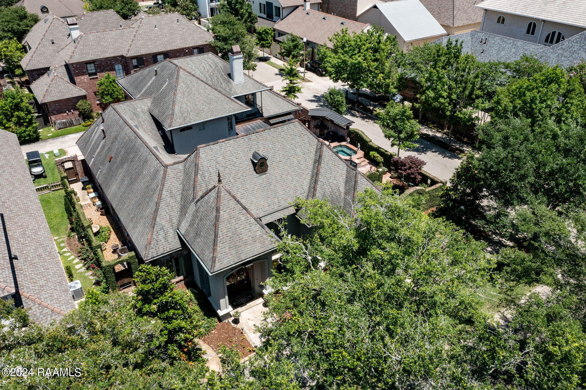 800 Richland Avenue
