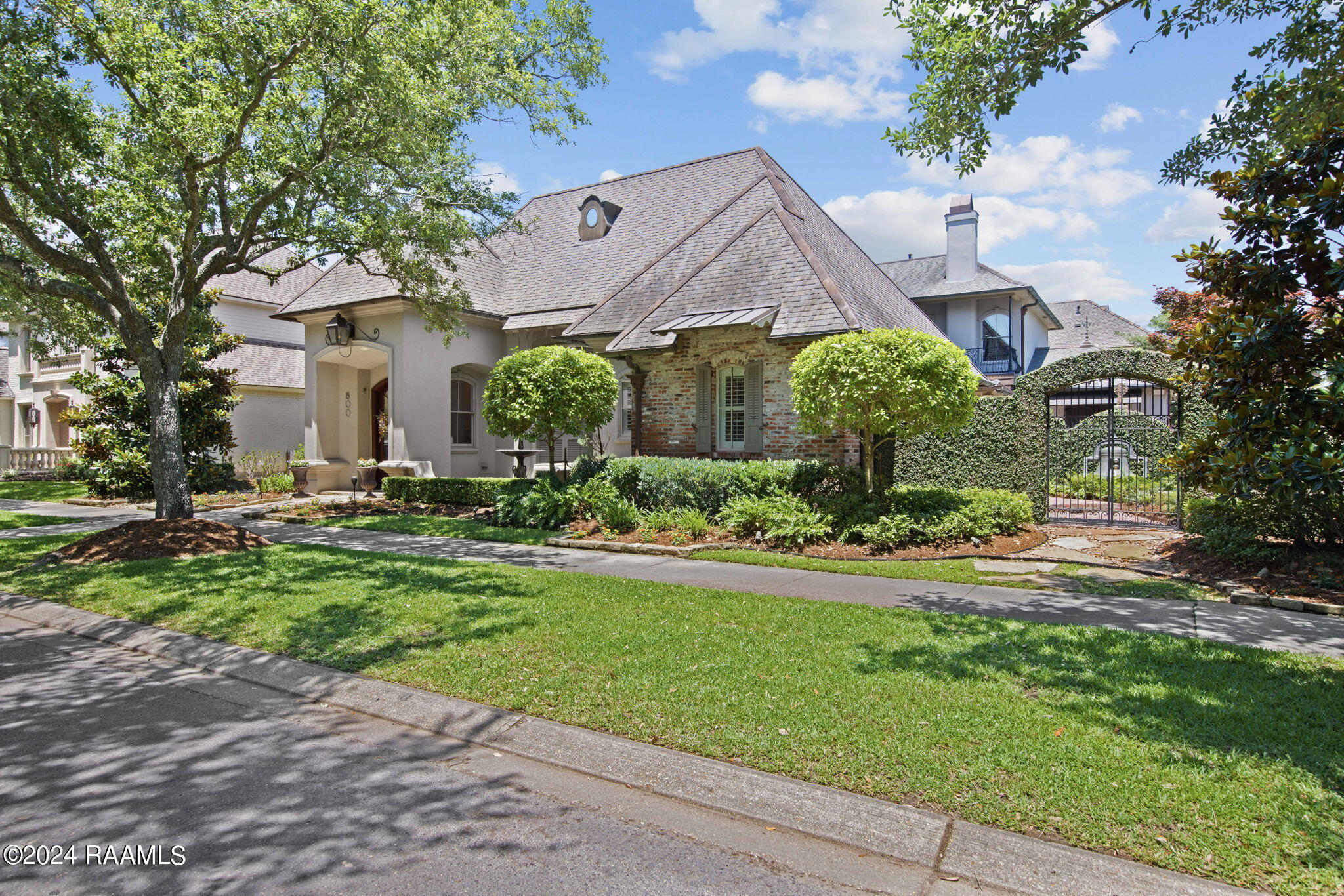 800 Richland Avenue