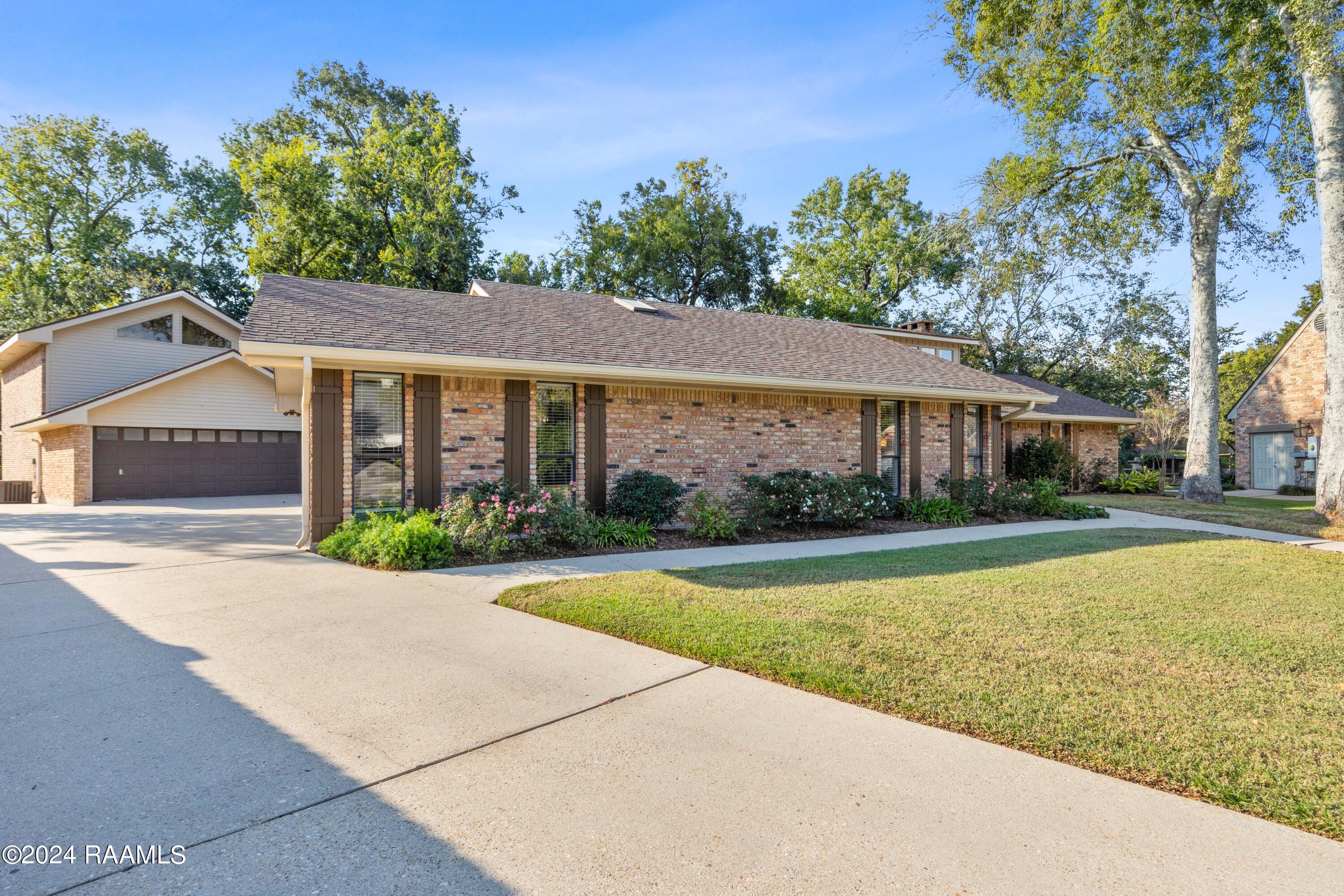 114 Water Oaks Drive