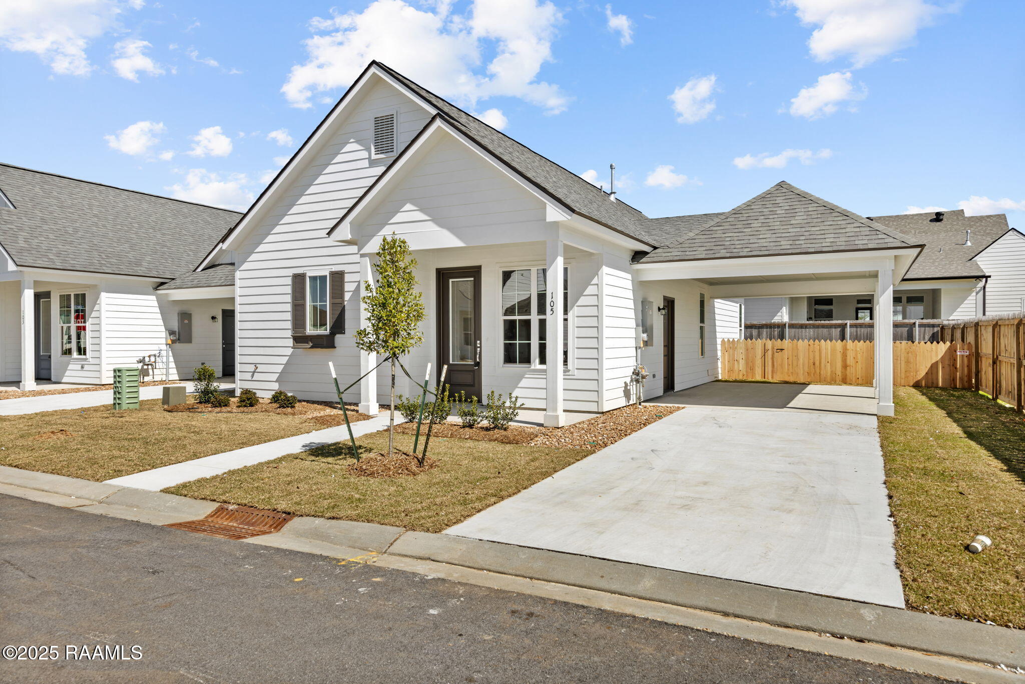 105 Fleet Way